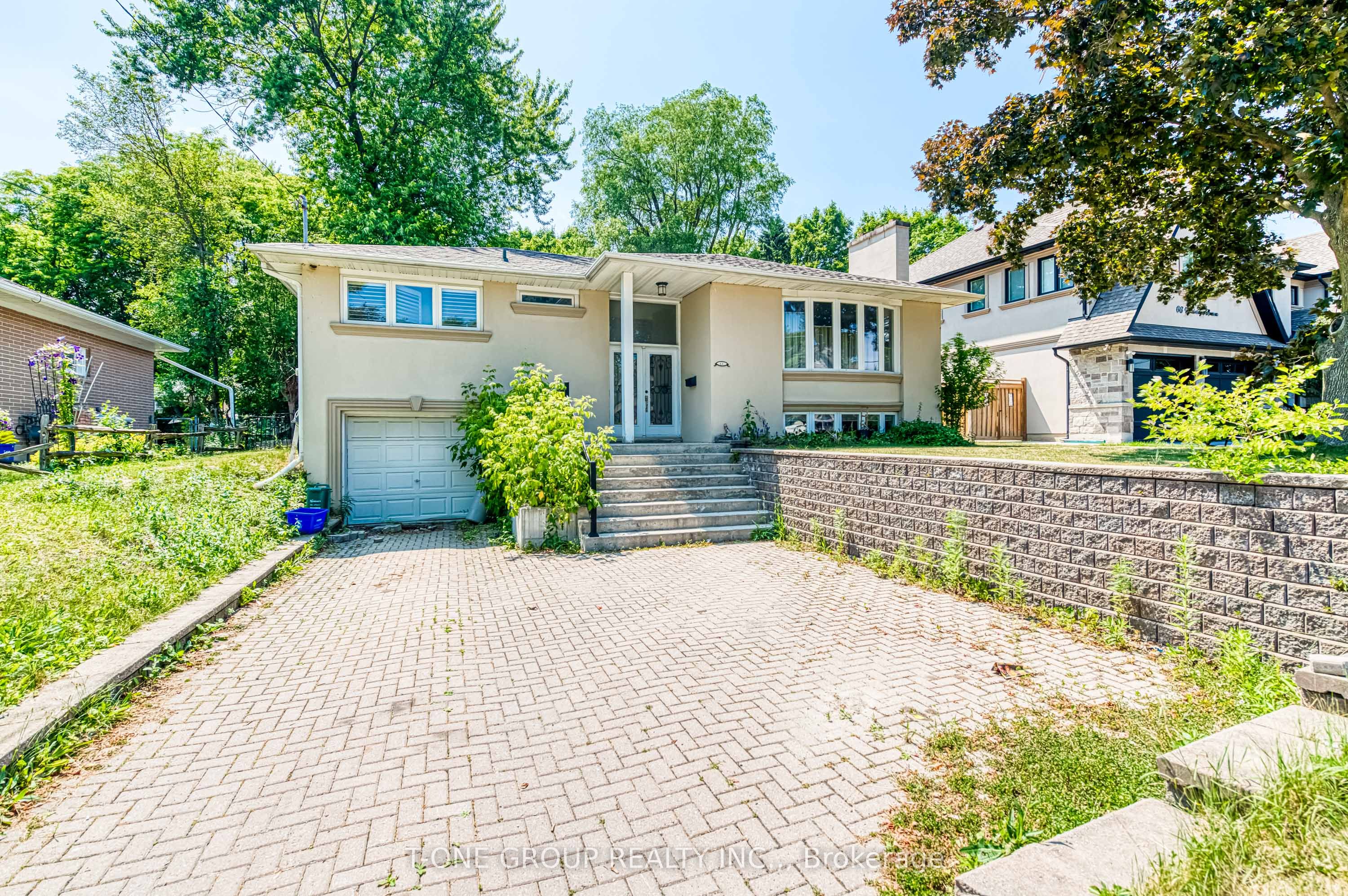 64 Hawkridge Avenue Property Photo 4