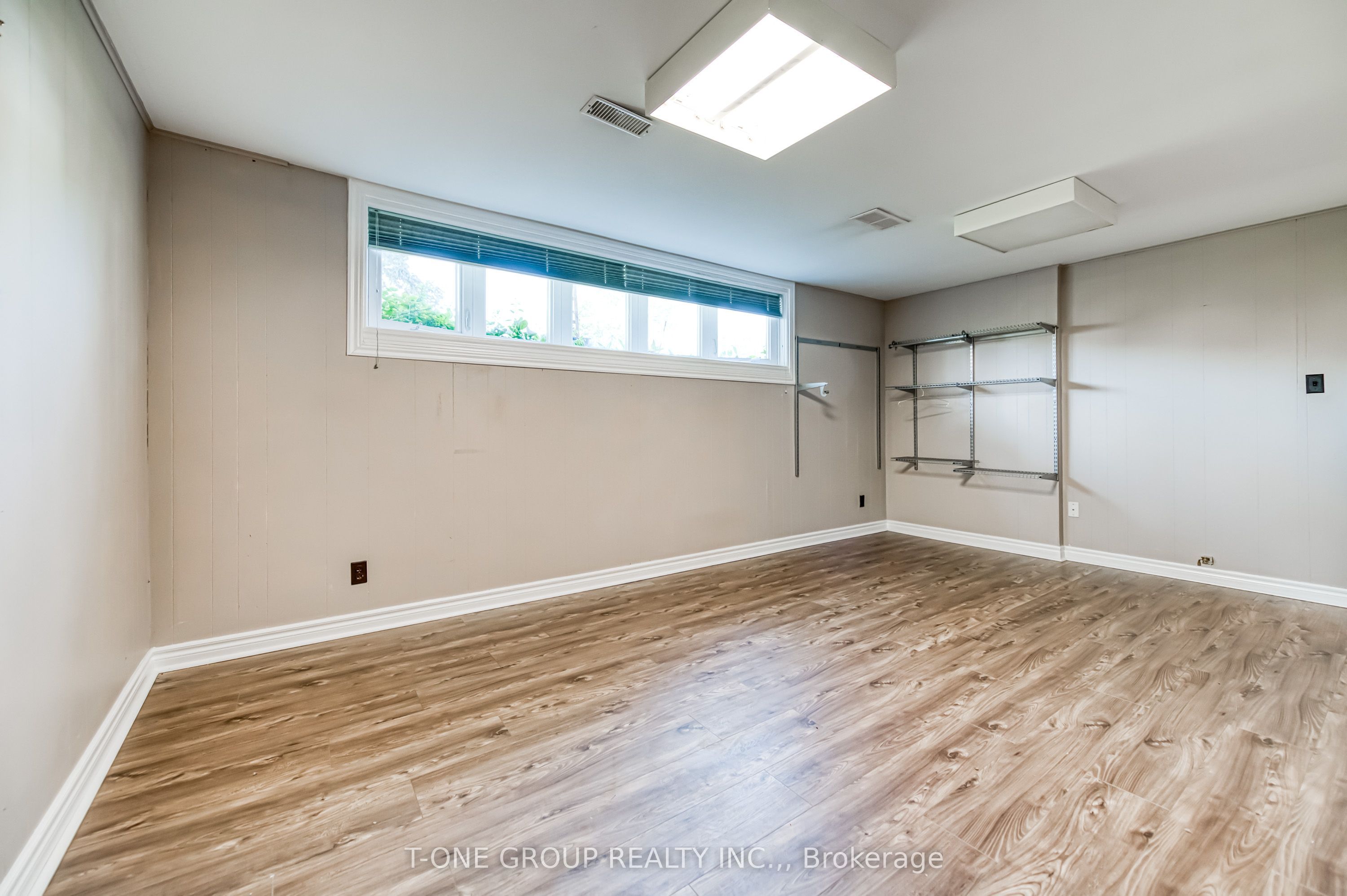 64 Hawkridge Avenue Property Photo 35