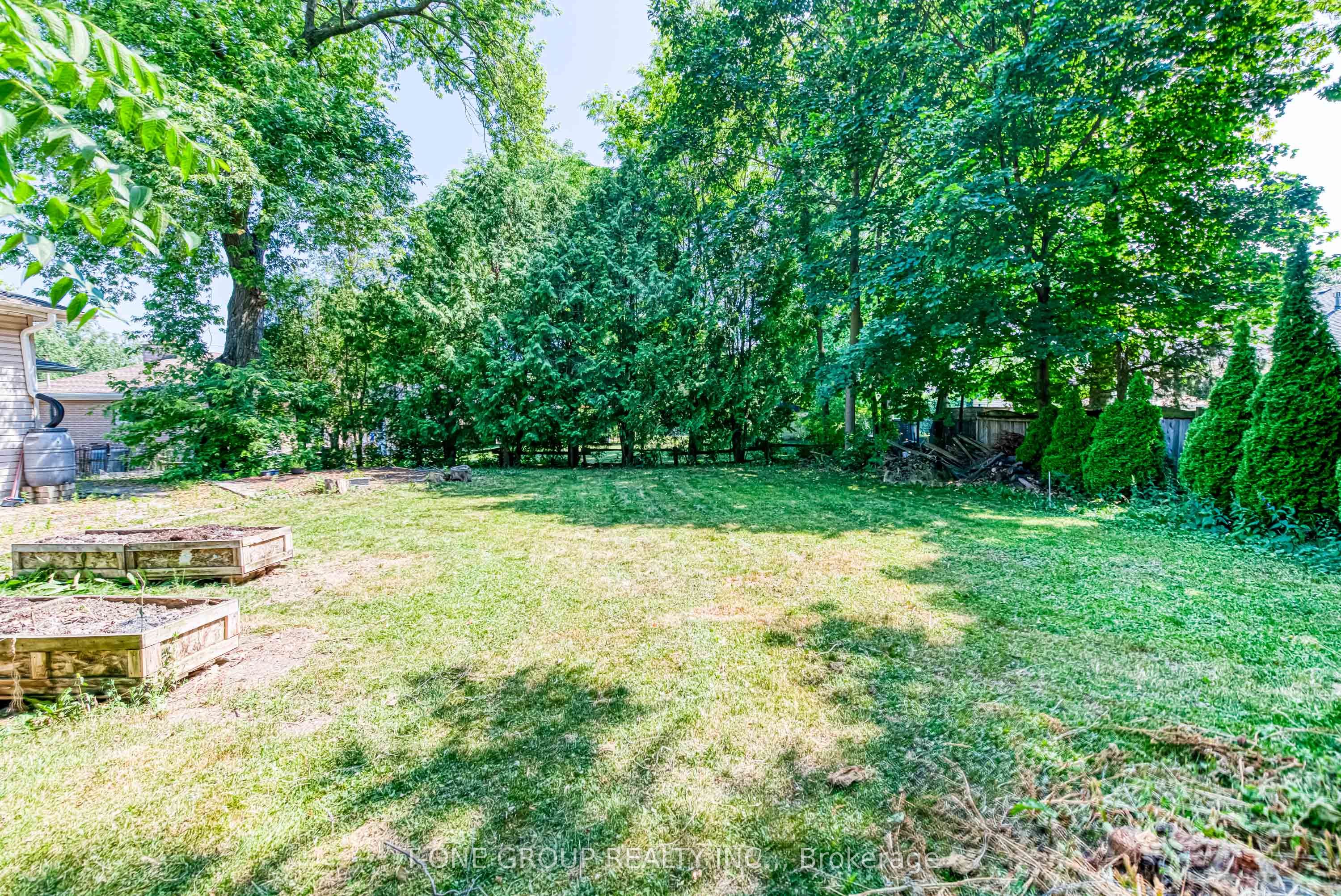 64 Hawkridge Avenue Property Photo 42