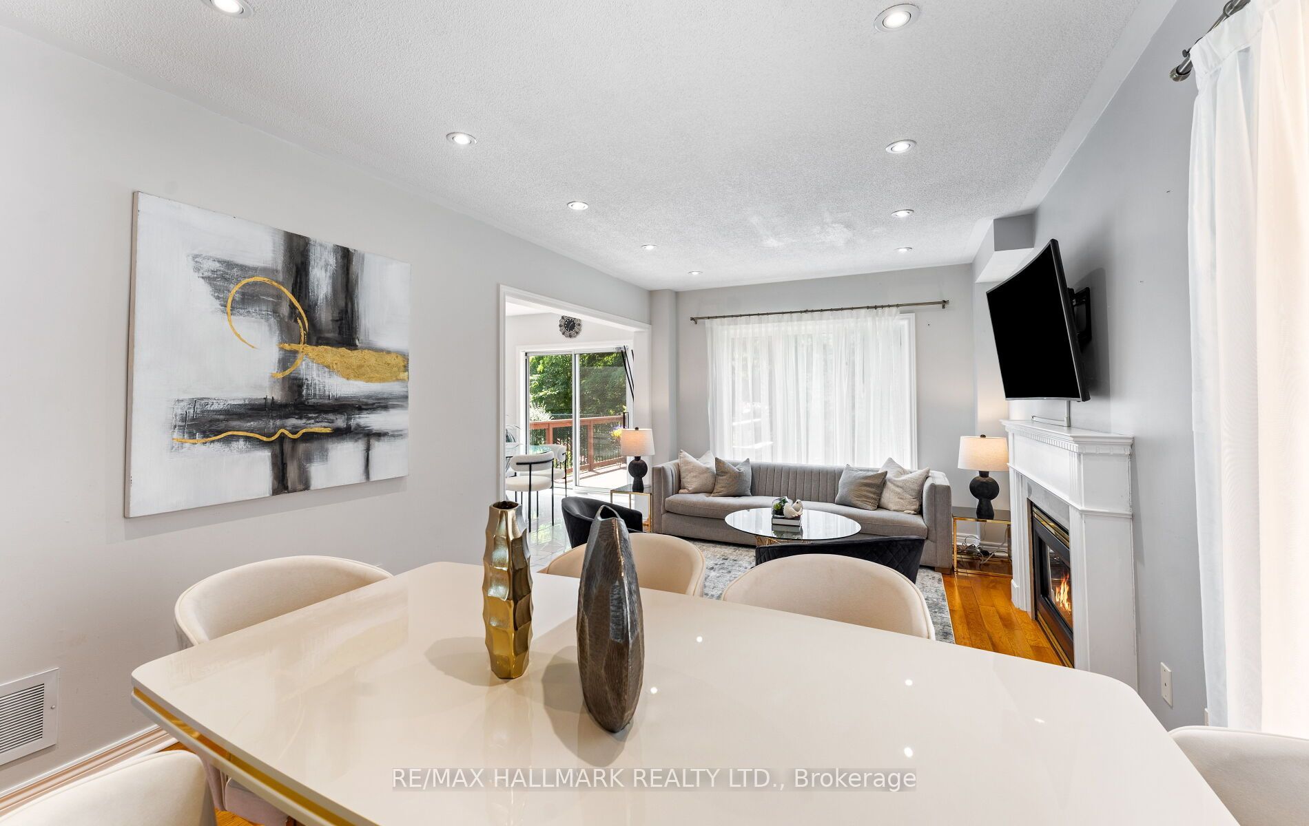 17 Rushingbrook Drive Property Photo 10