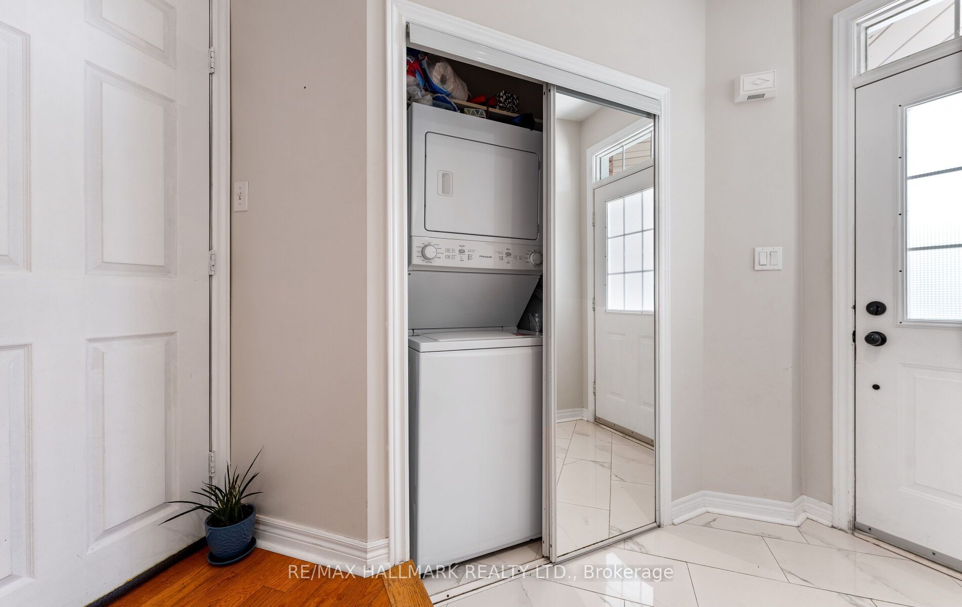 17 Rushingbrook Drive Property Photo 25