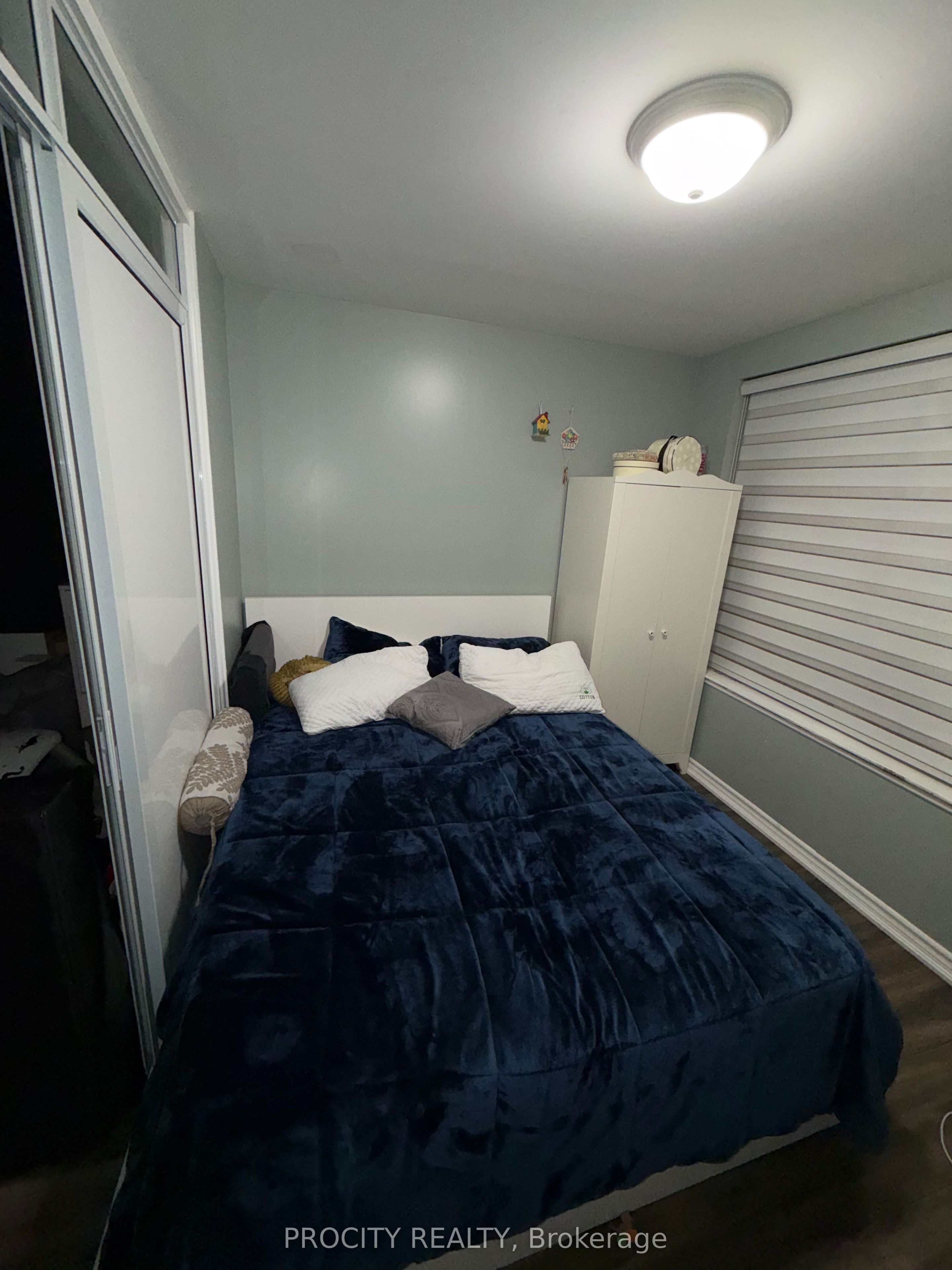 9235 Jane Street 203 Property Photo 3