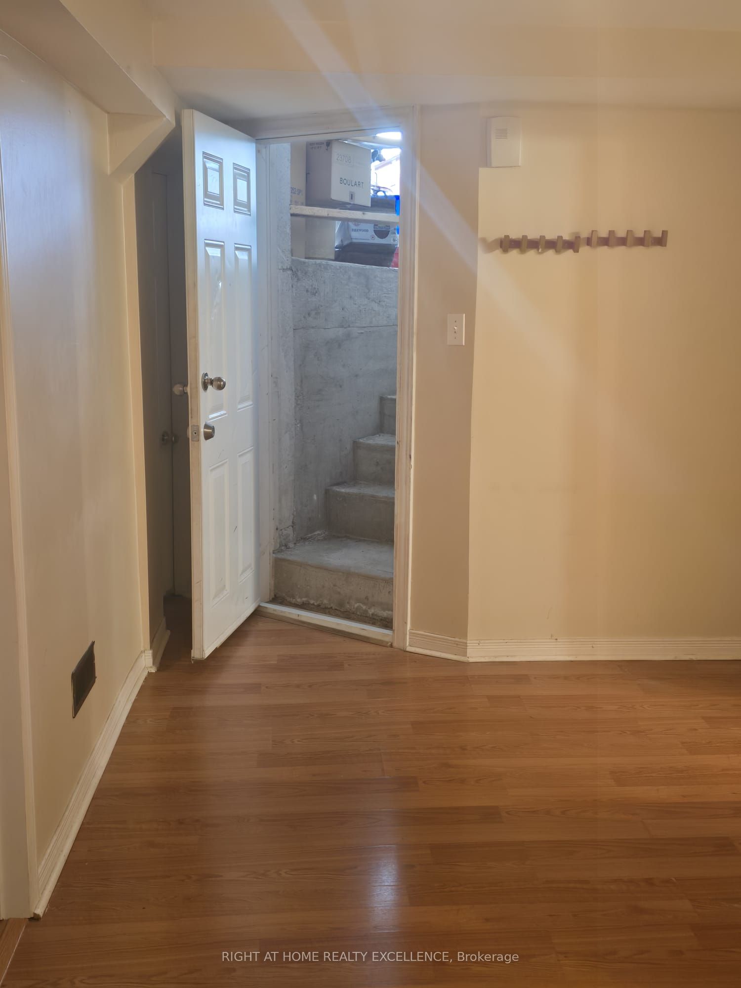 11 Charlton Avenue Basement Property Photo 10