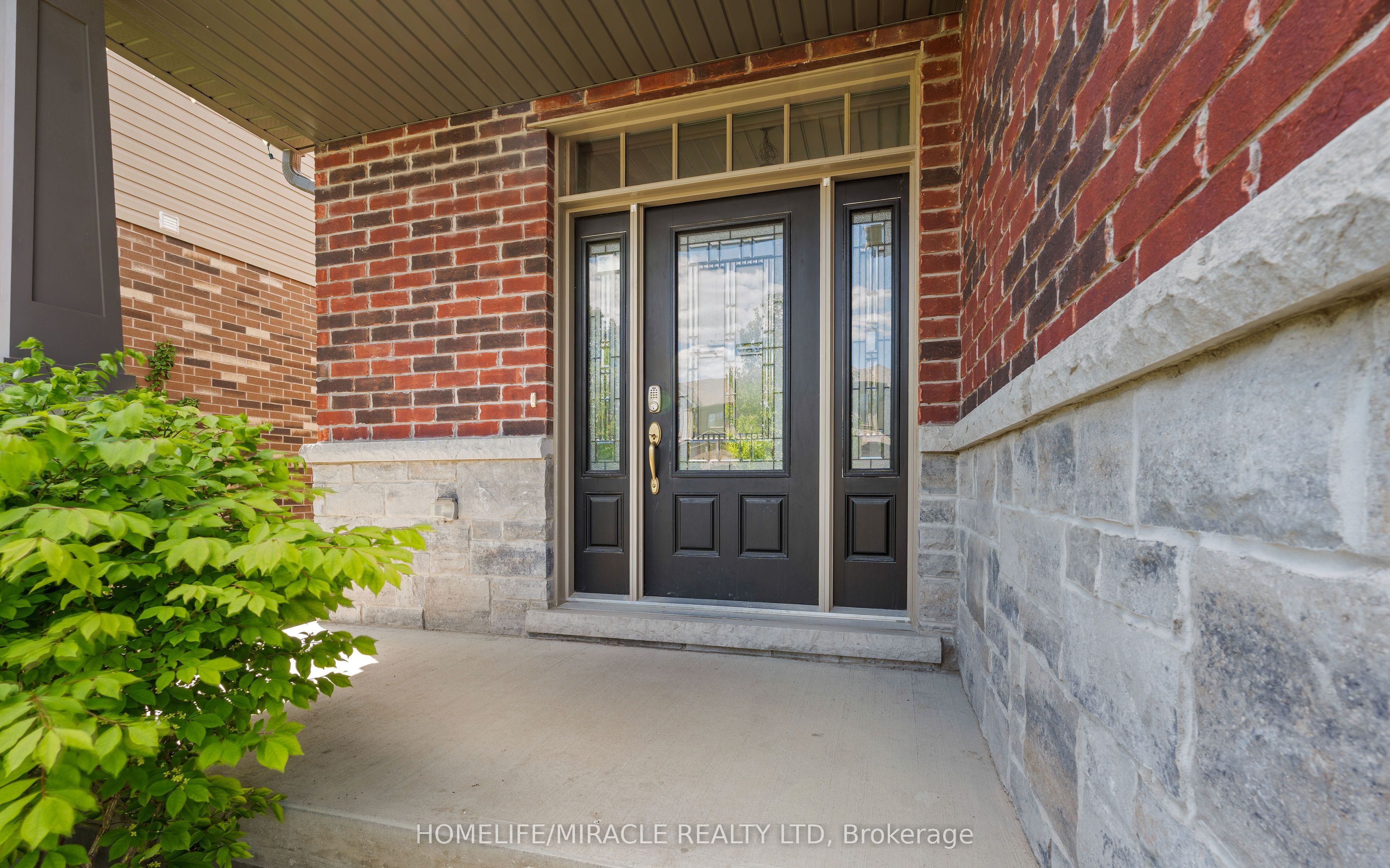 32 Carleton Trail Property Photo 45