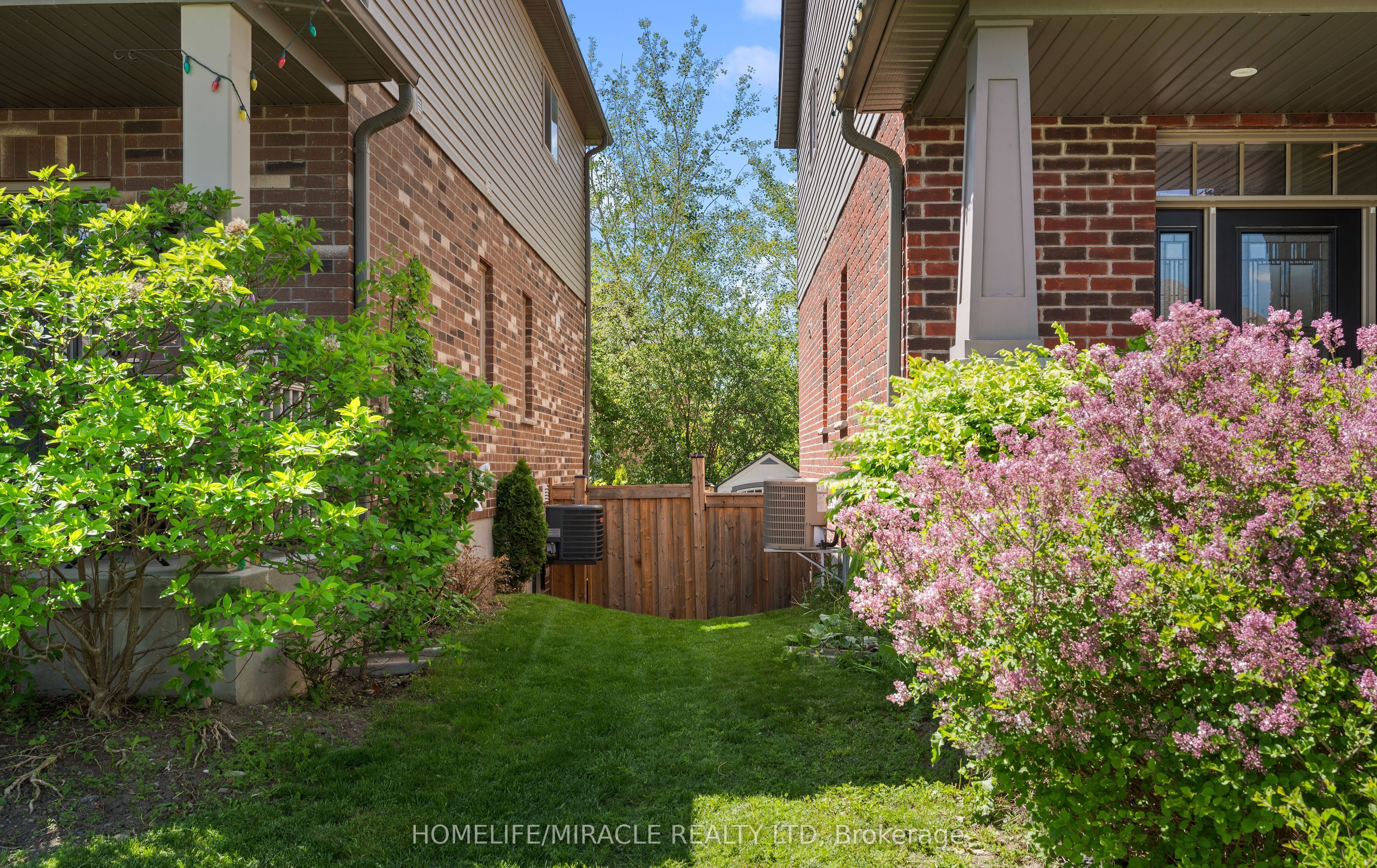 32 Carleton Trail Property Photo 46
