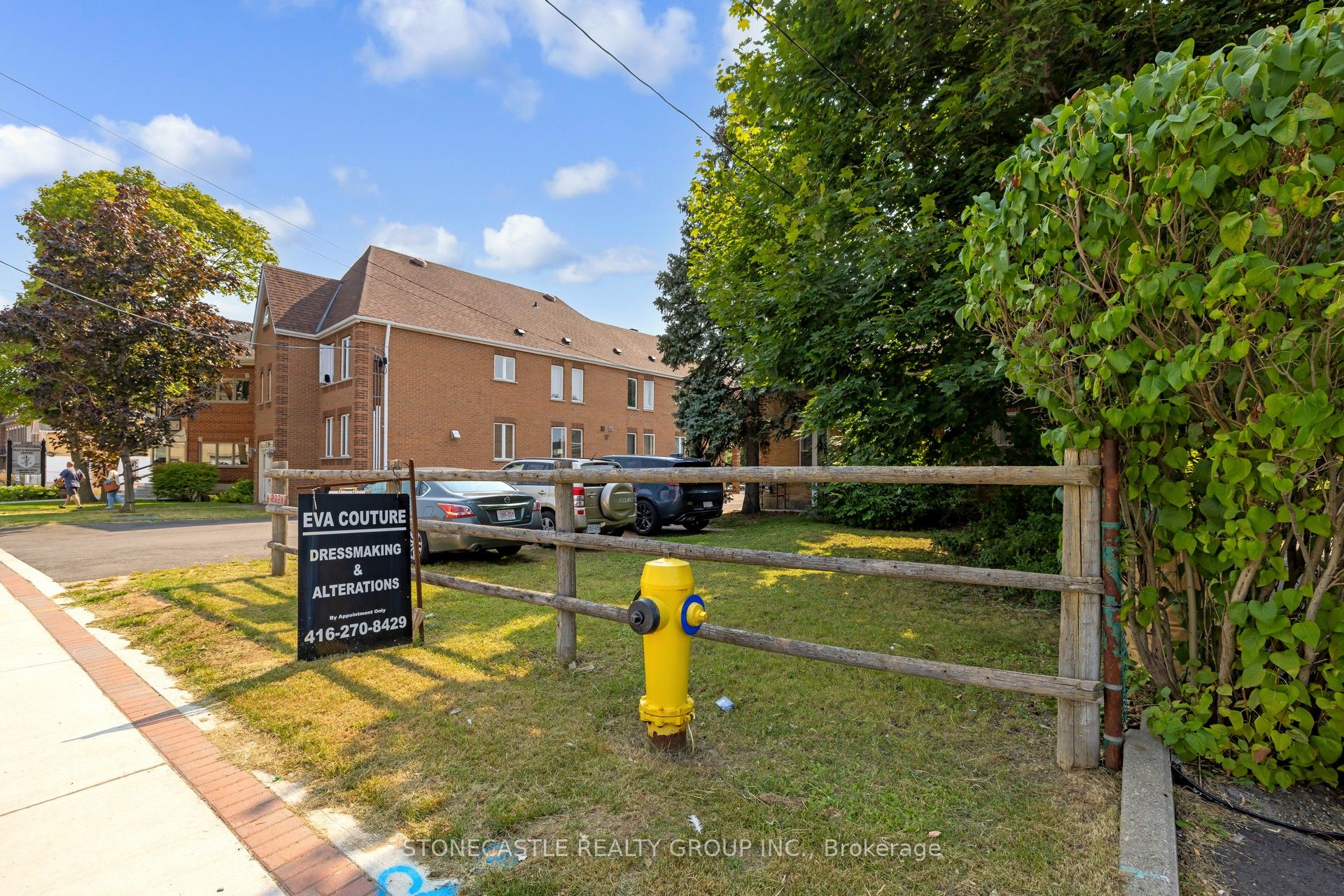 2321 Major Mackenzie Drive W Property Photo 6