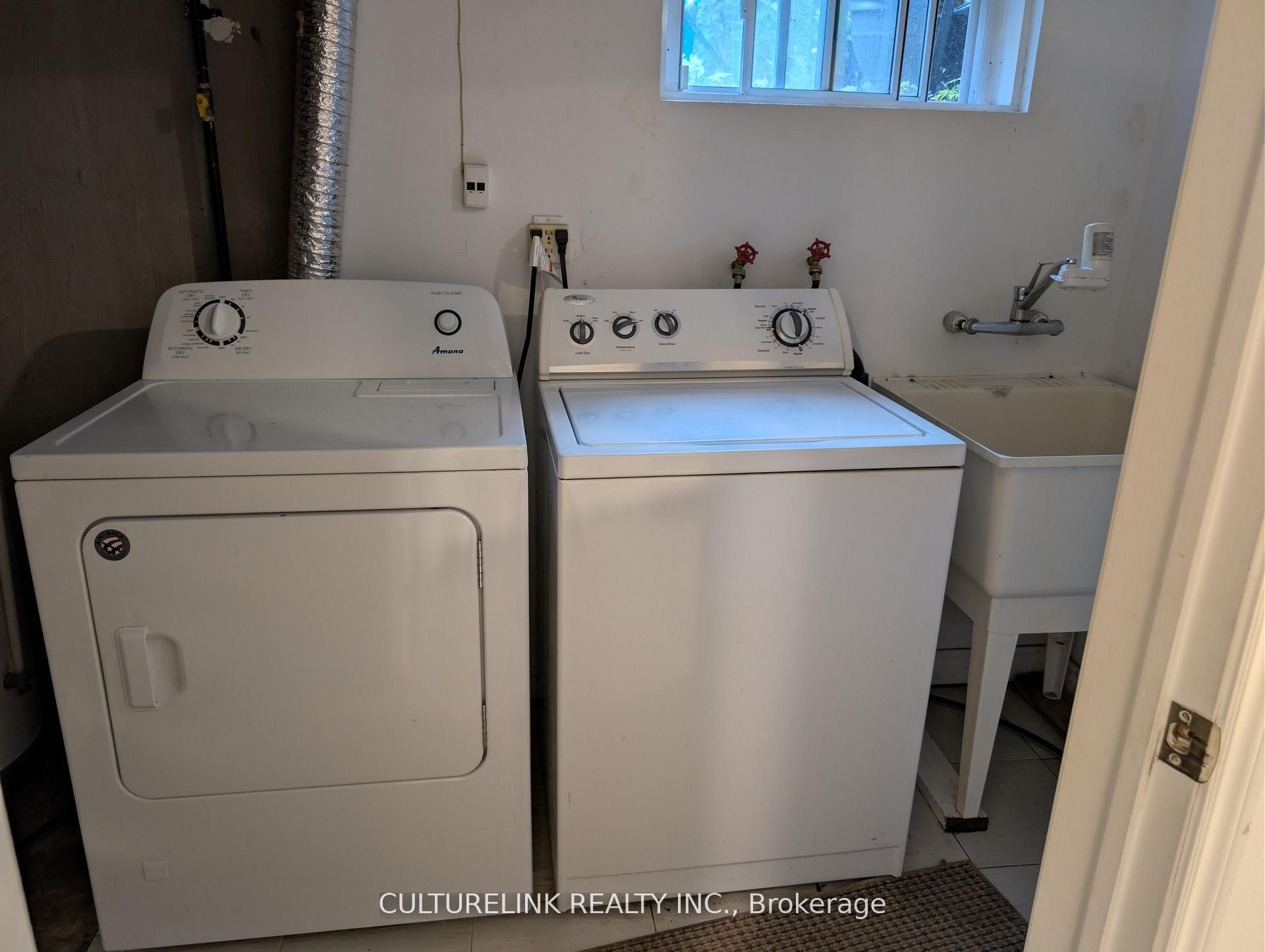 30 Rockport Crescent Bsmt Property Photo 8