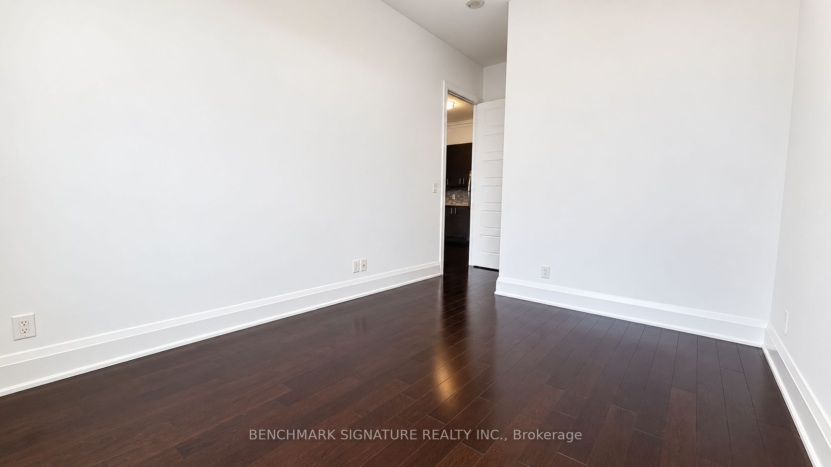 8228 Birchmount Road Ph12 Property Photo 16