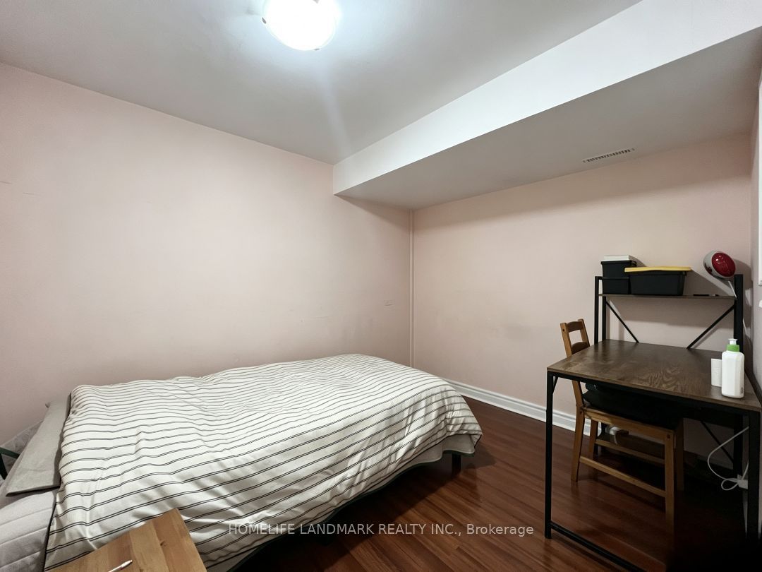 17 New Havens Way Bsmt Property Photo 3
