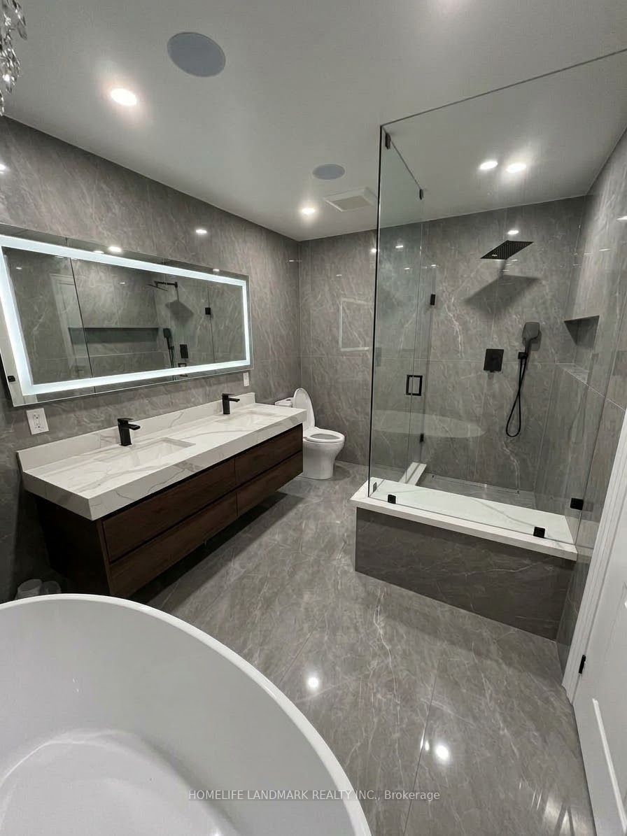 Upper 11 Ravenhill Crescent Property Photo 11