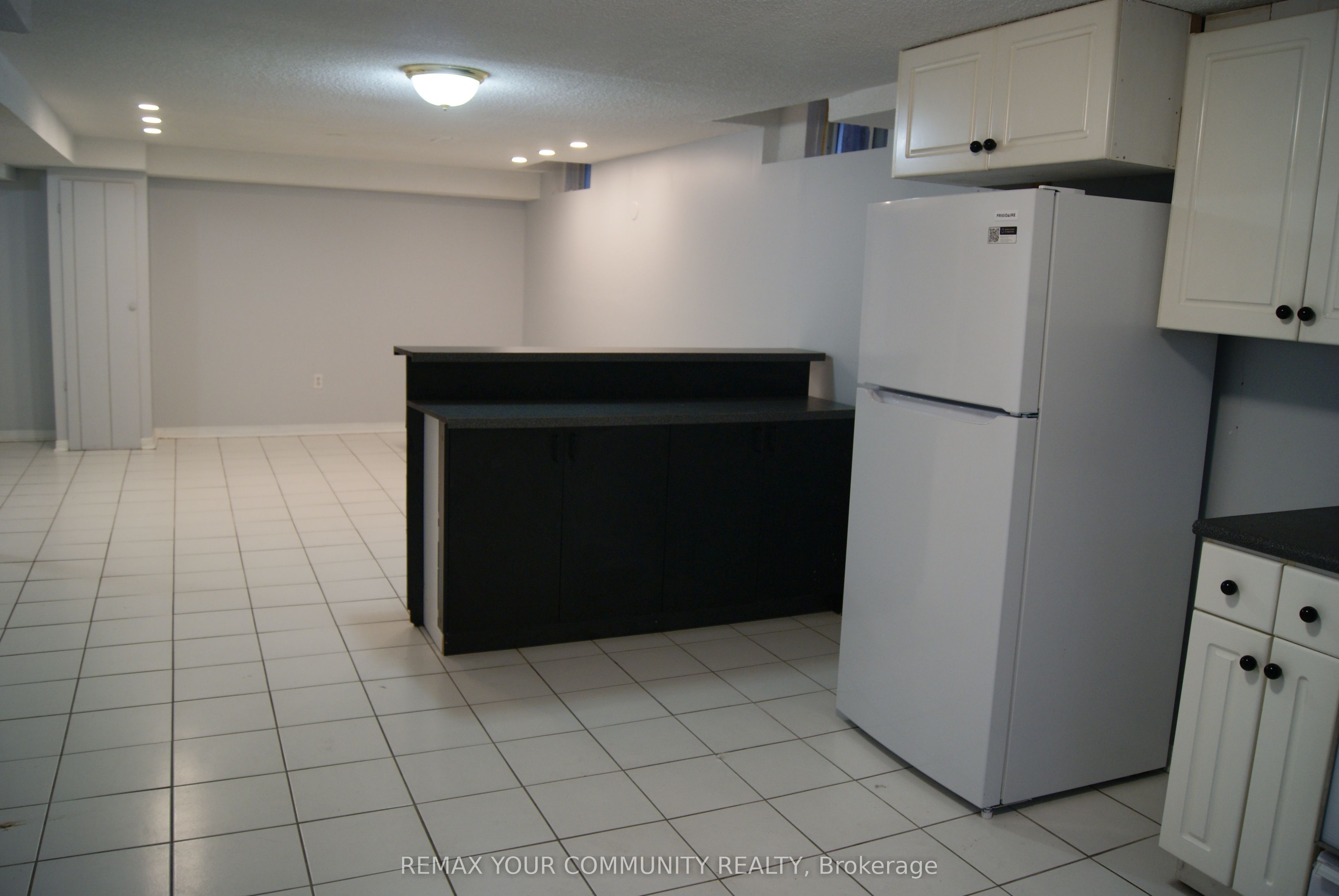 53 Lamar Street Property Photo 3