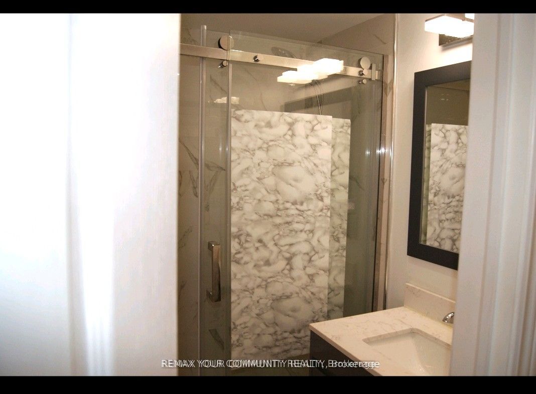 53 Lamar Street Property Photo 8