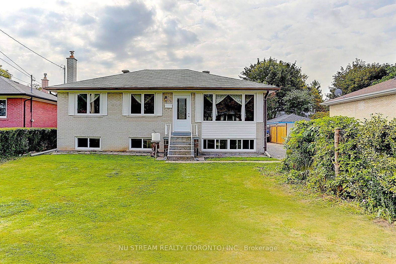 432 Crosby Avenue Main Property Photo 1