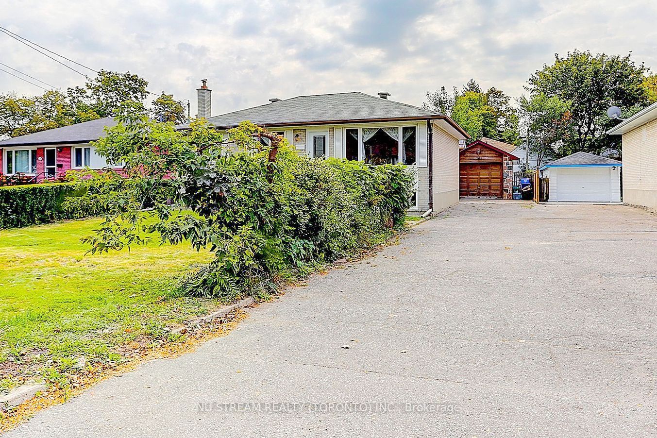 432 Crosby Avenue Main Property Photo 2