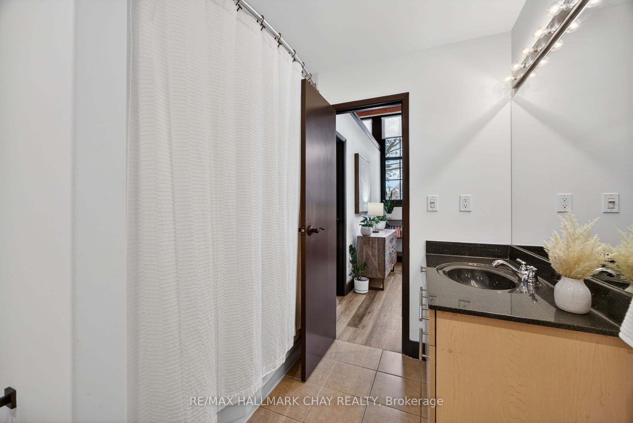 543 Timothy Street 106 Property Photo 21