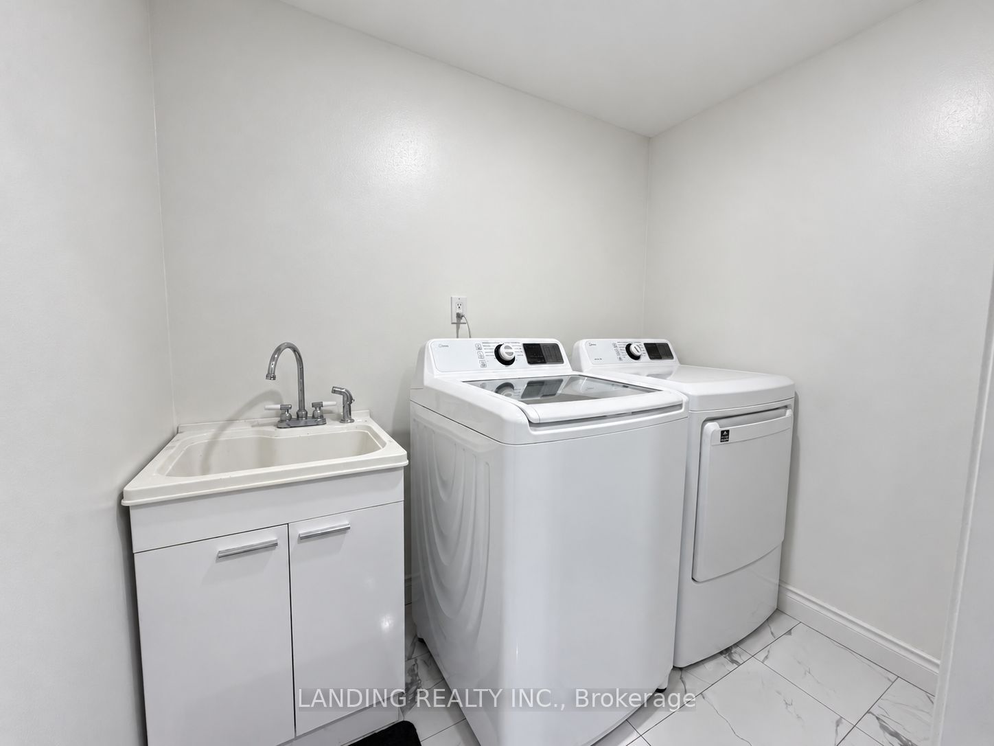 133 St. Joan Of Arc Avenue Property Photo 25