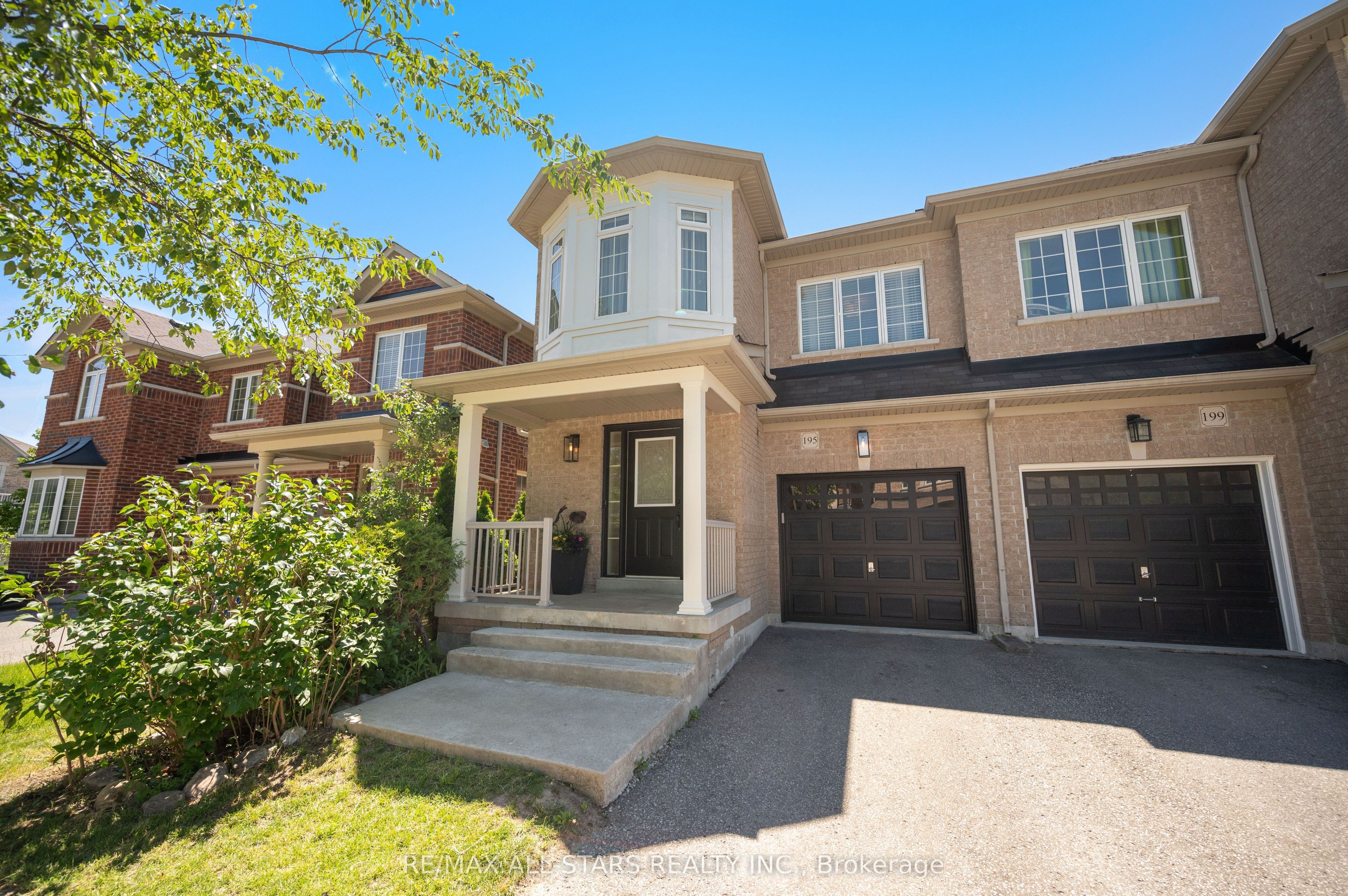 195 Richard Underhill Avenue Property Photo 1