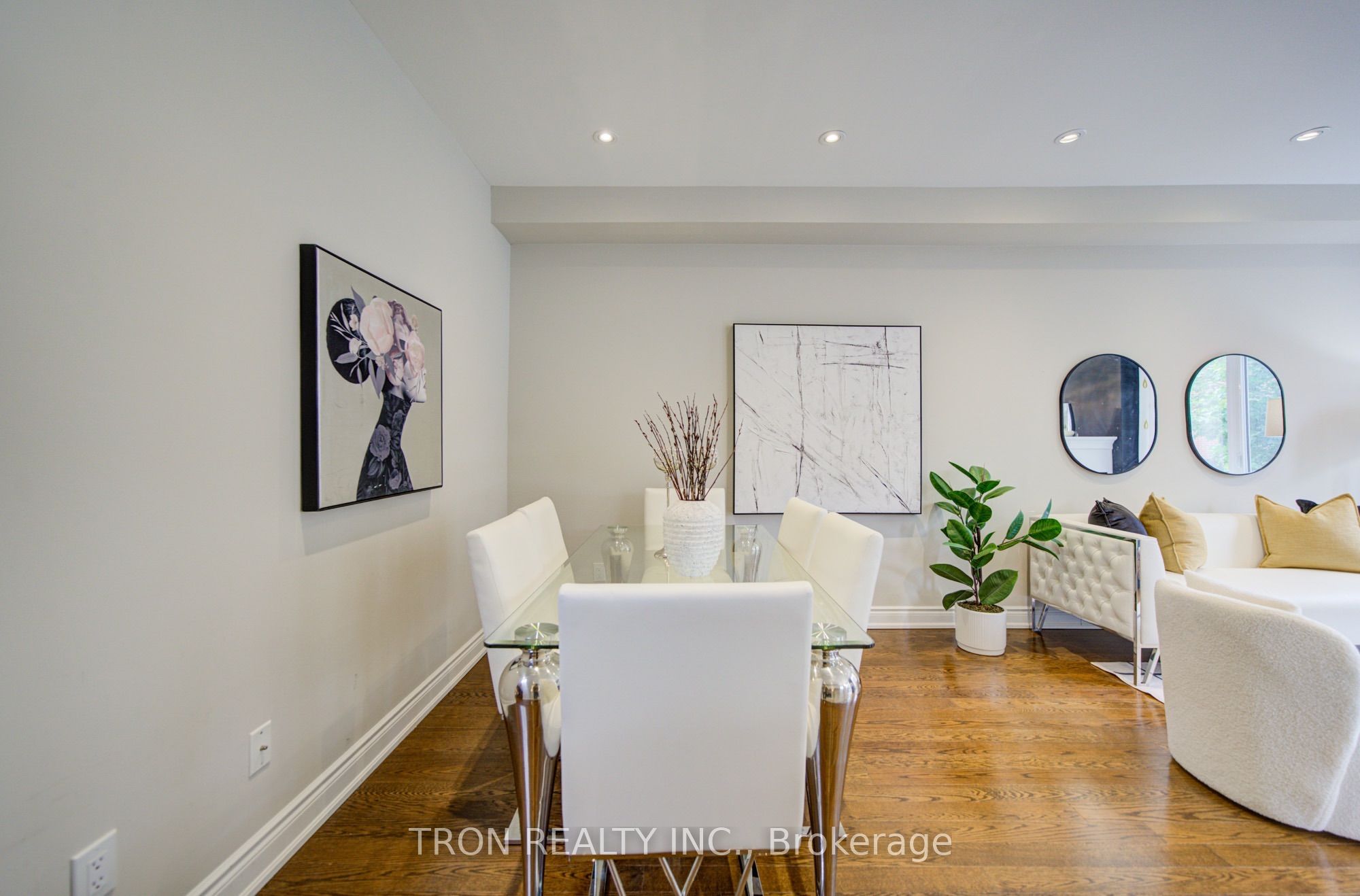 33 Mazarine Lane Property Photo 13