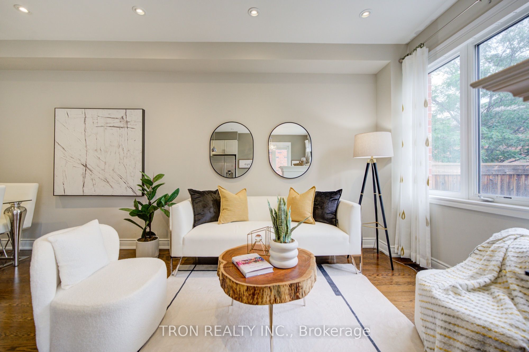 33 Mazarine Lane Property Photo 16