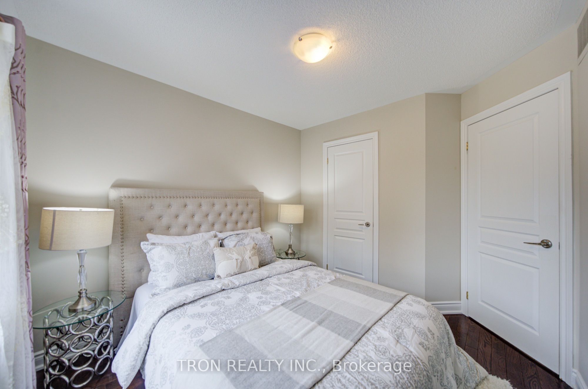 33 Mazarine Lane Property Photo 29