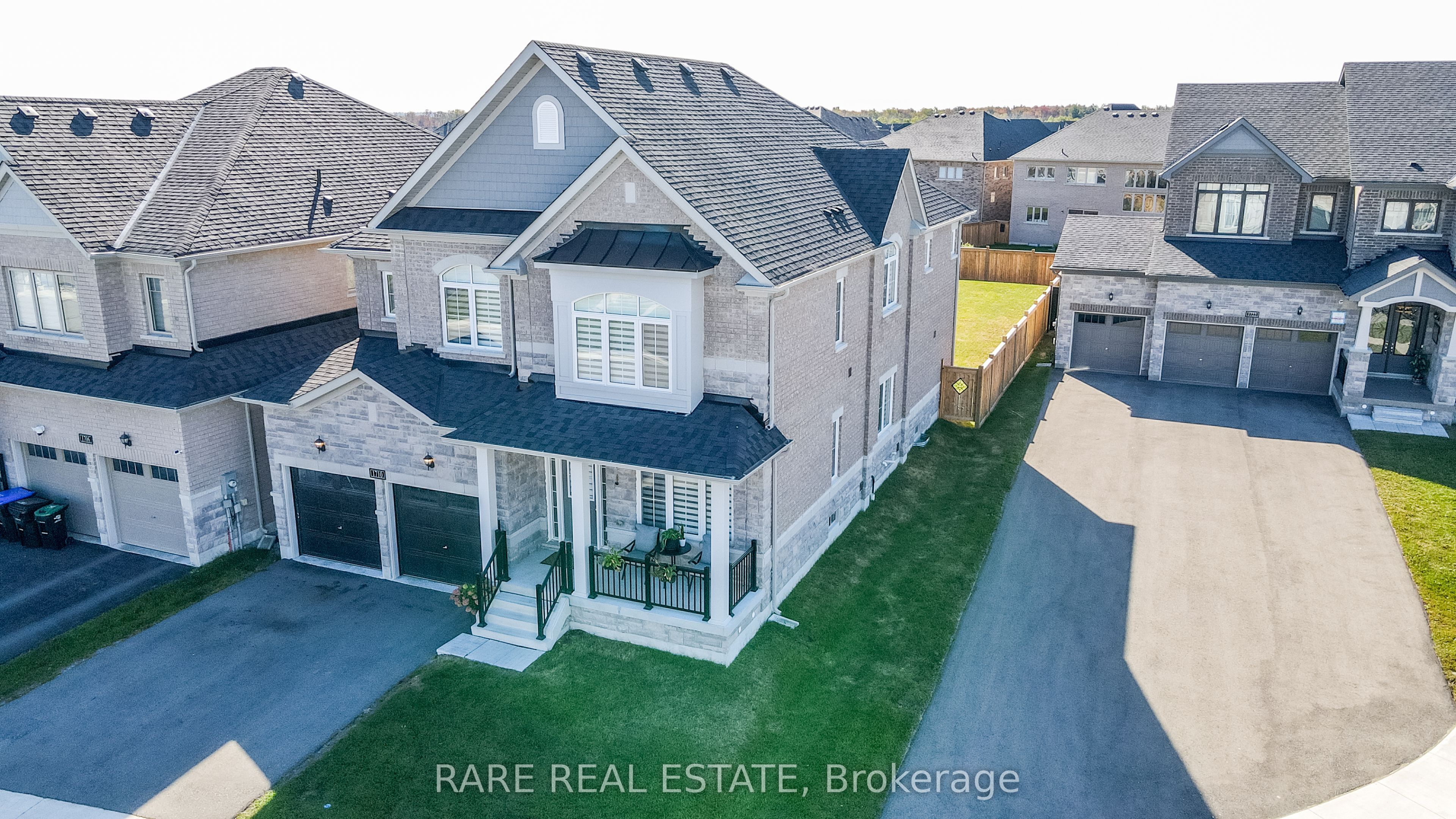 1710 Corsal Court S Property Photo 13