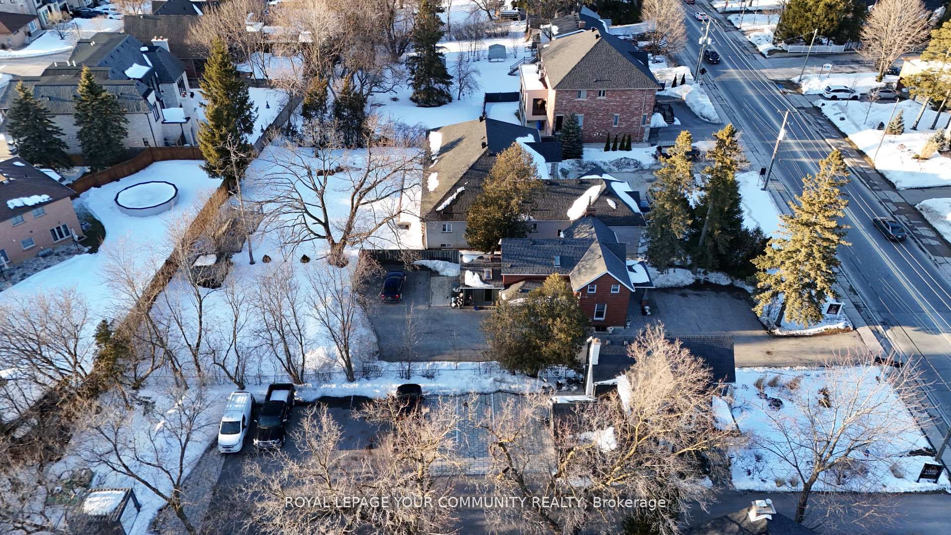 13066 Keele Street Property Photo 35