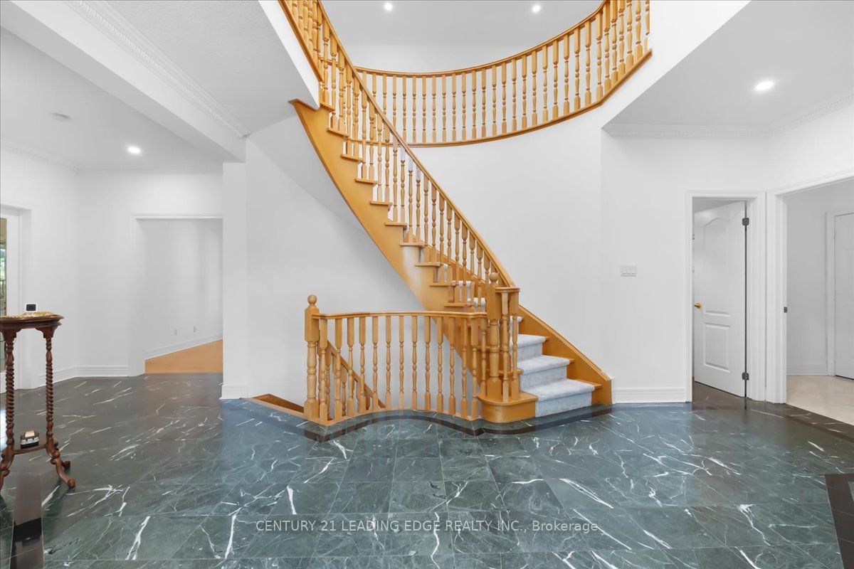 22 Fern Avenue Property Photo 5