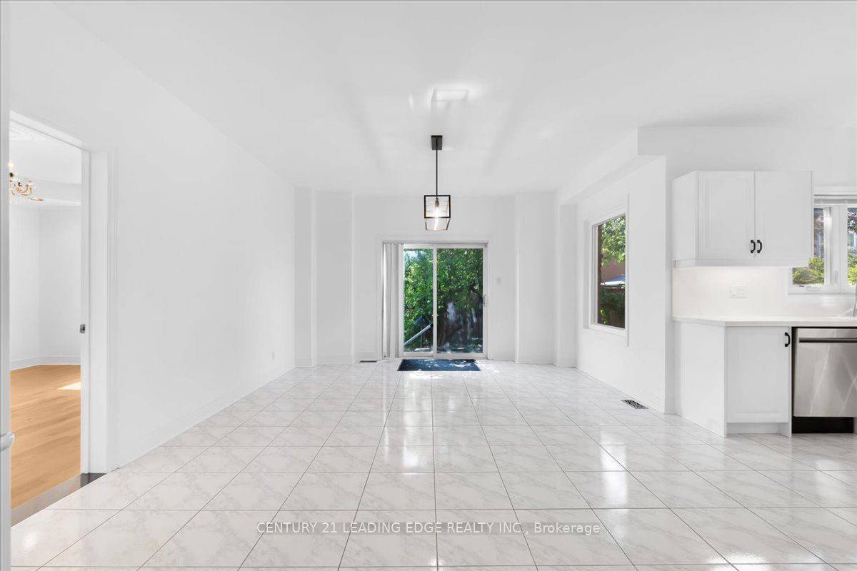 22 Fern Avenue Property Photo 15