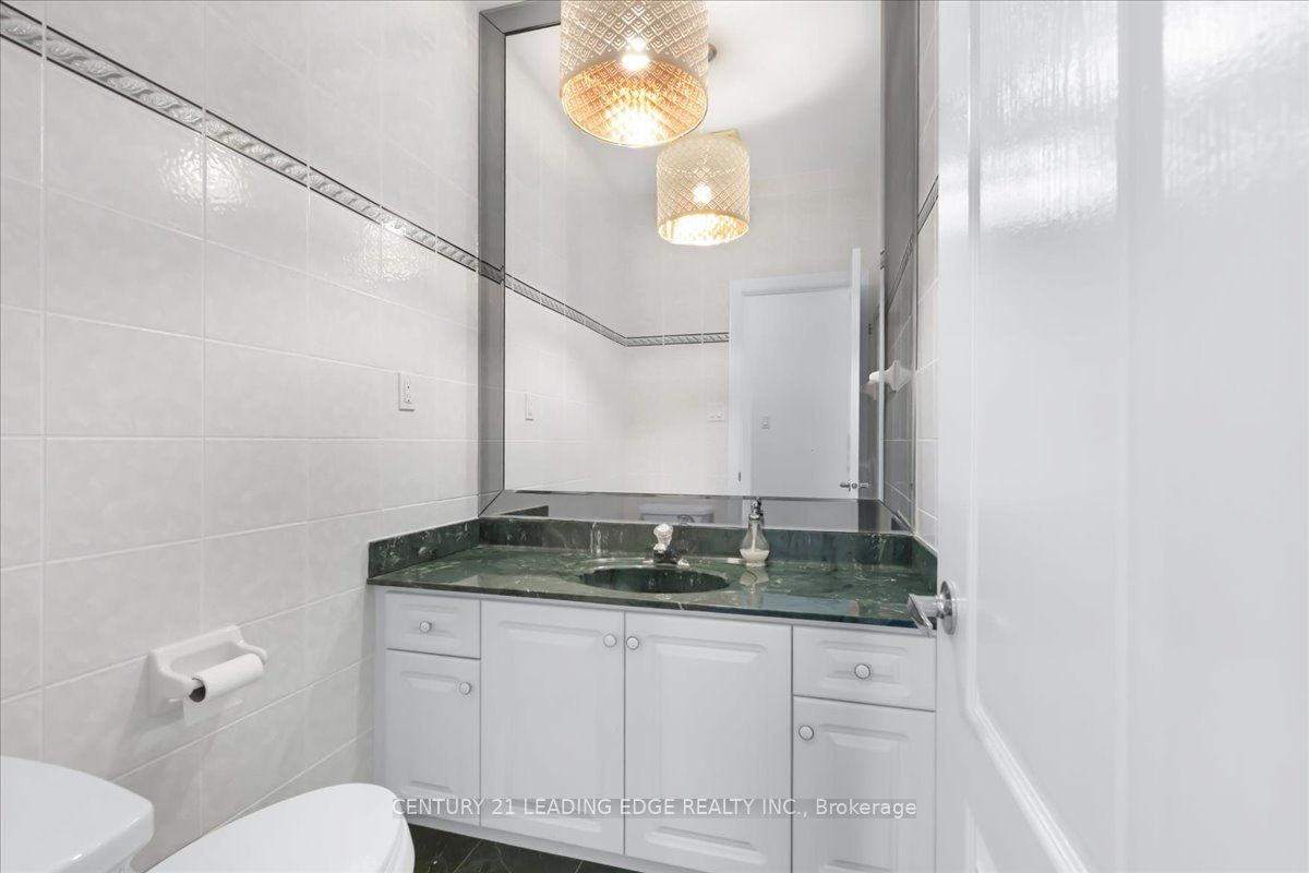 22 Fern Avenue Property Photo 18