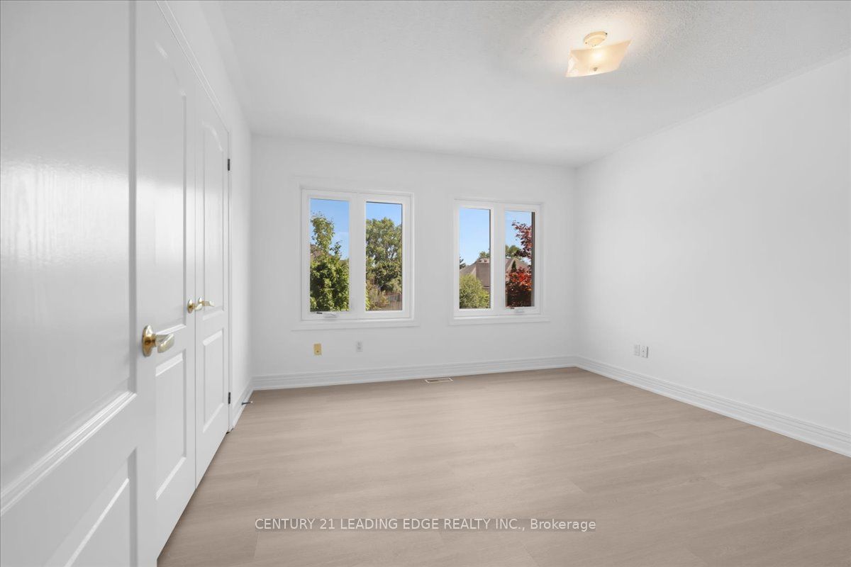 22 Fern Avenue Property Photo 36