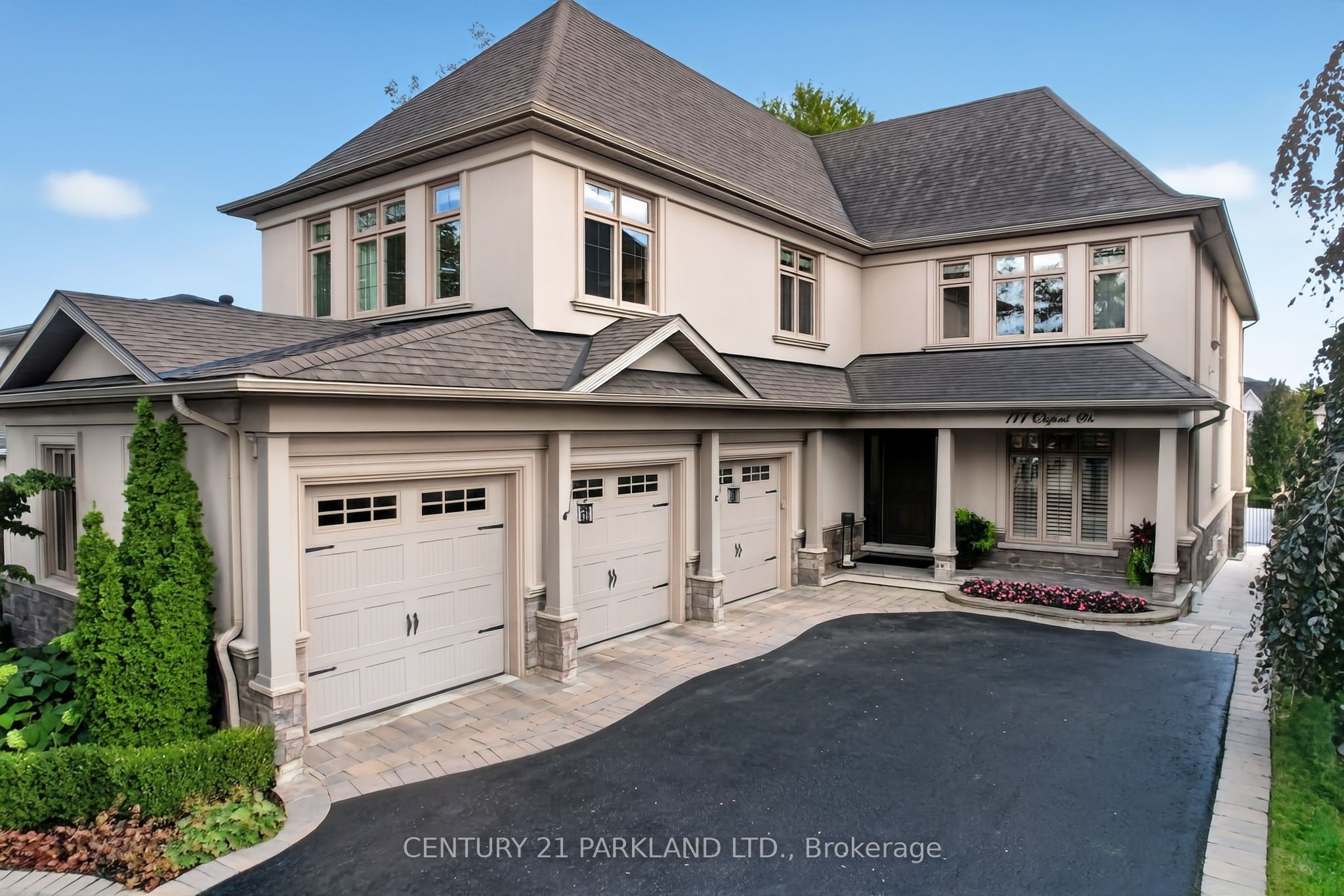 171 Oxford Street Property Photo 2
