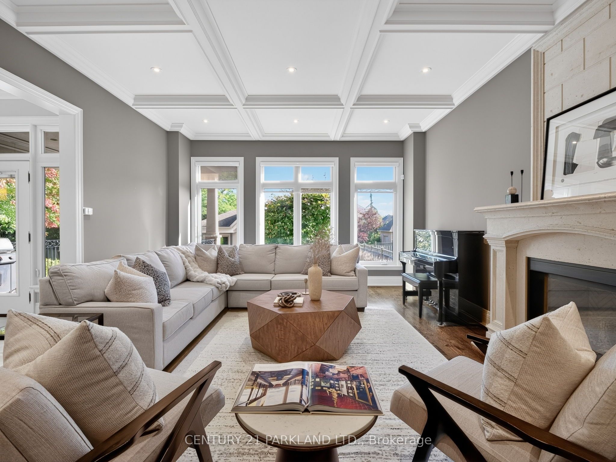 171 Oxford Street Property Photo 20