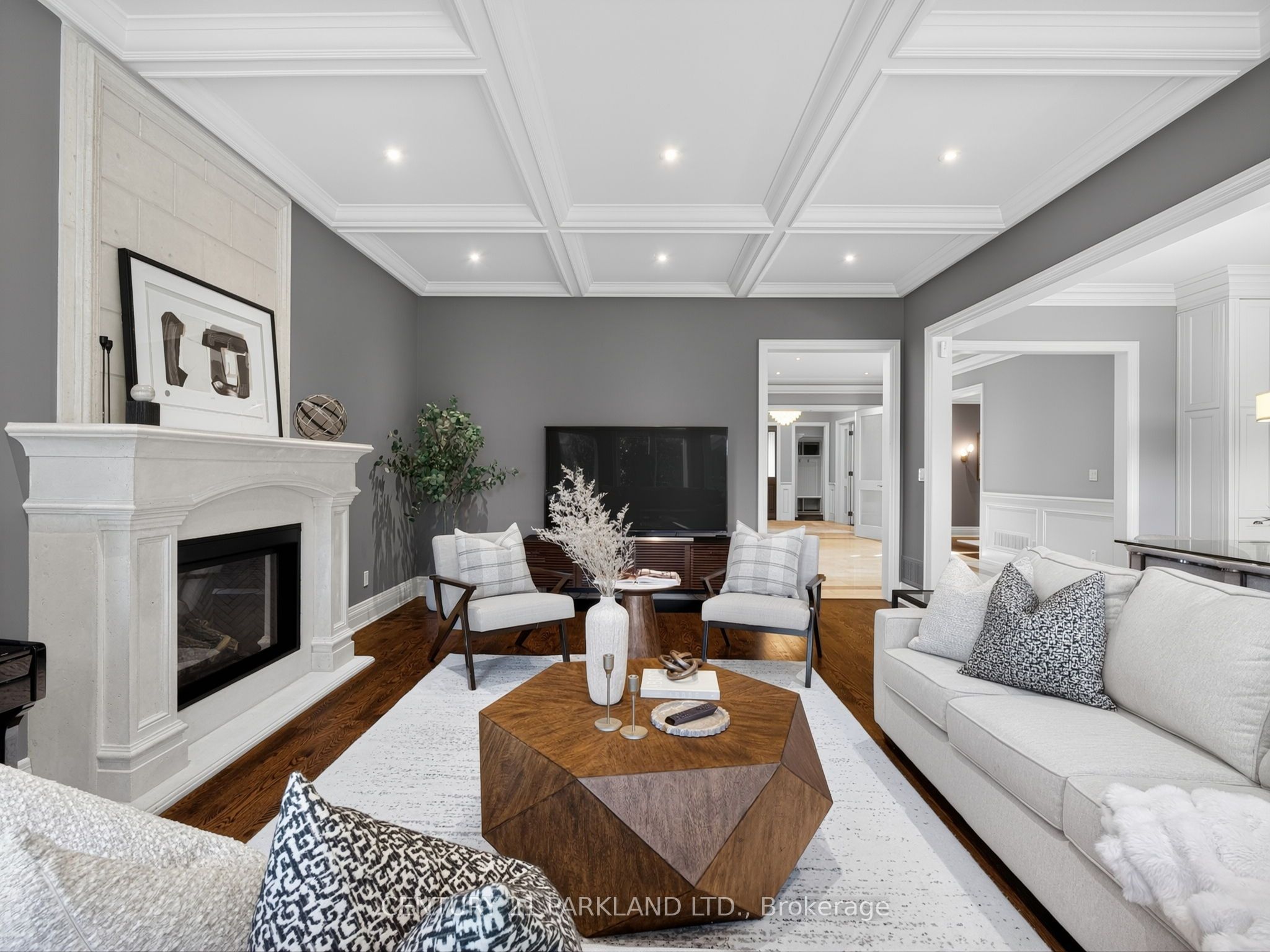 171 Oxford Street Property Photo 22