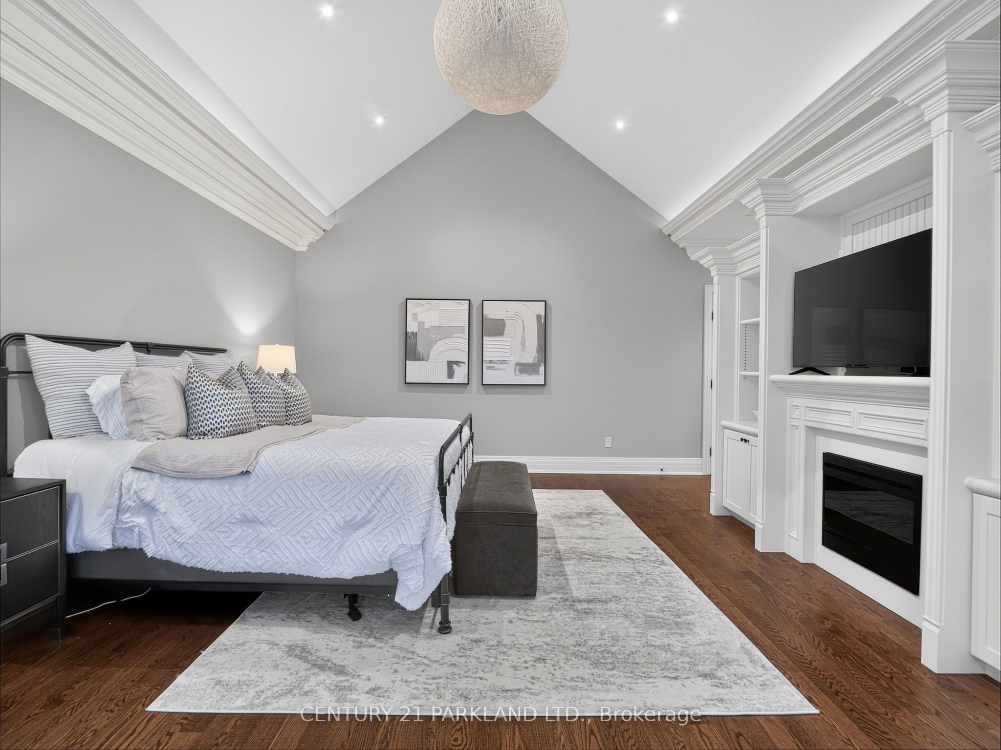 171 Oxford Street Property Photo 28