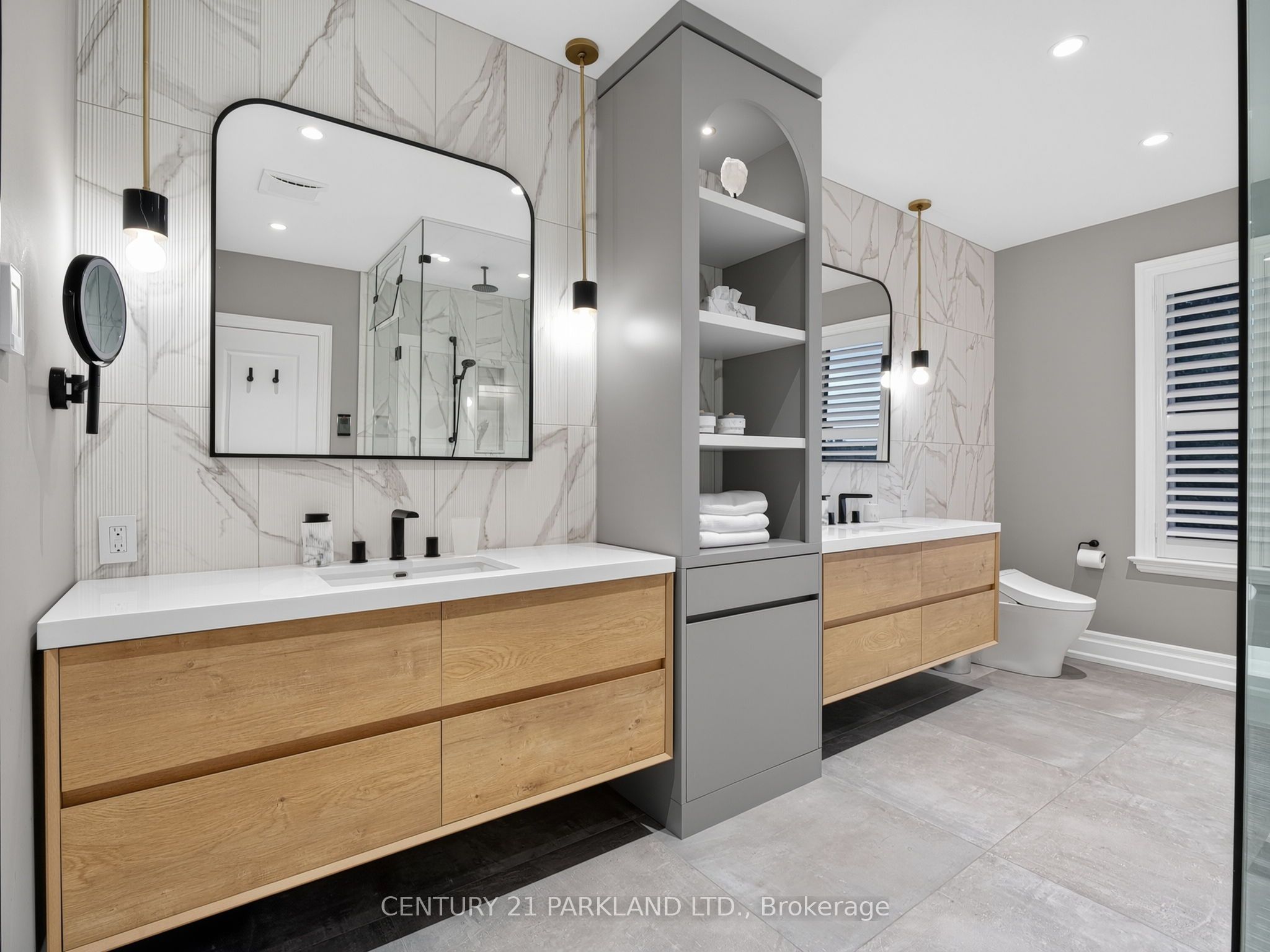 171 Oxford Street Property Photo 29