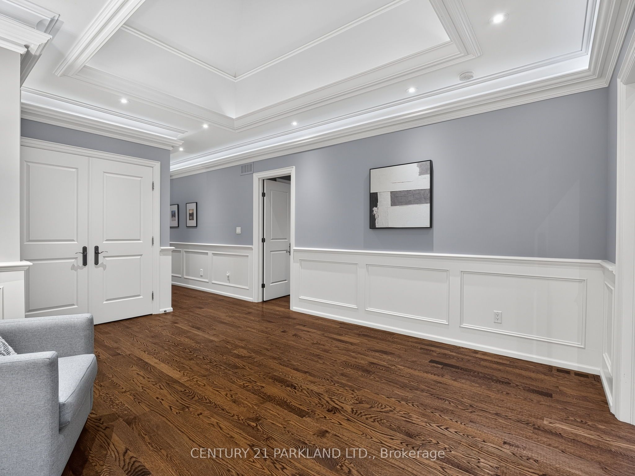 171 Oxford Street Property Photo 32