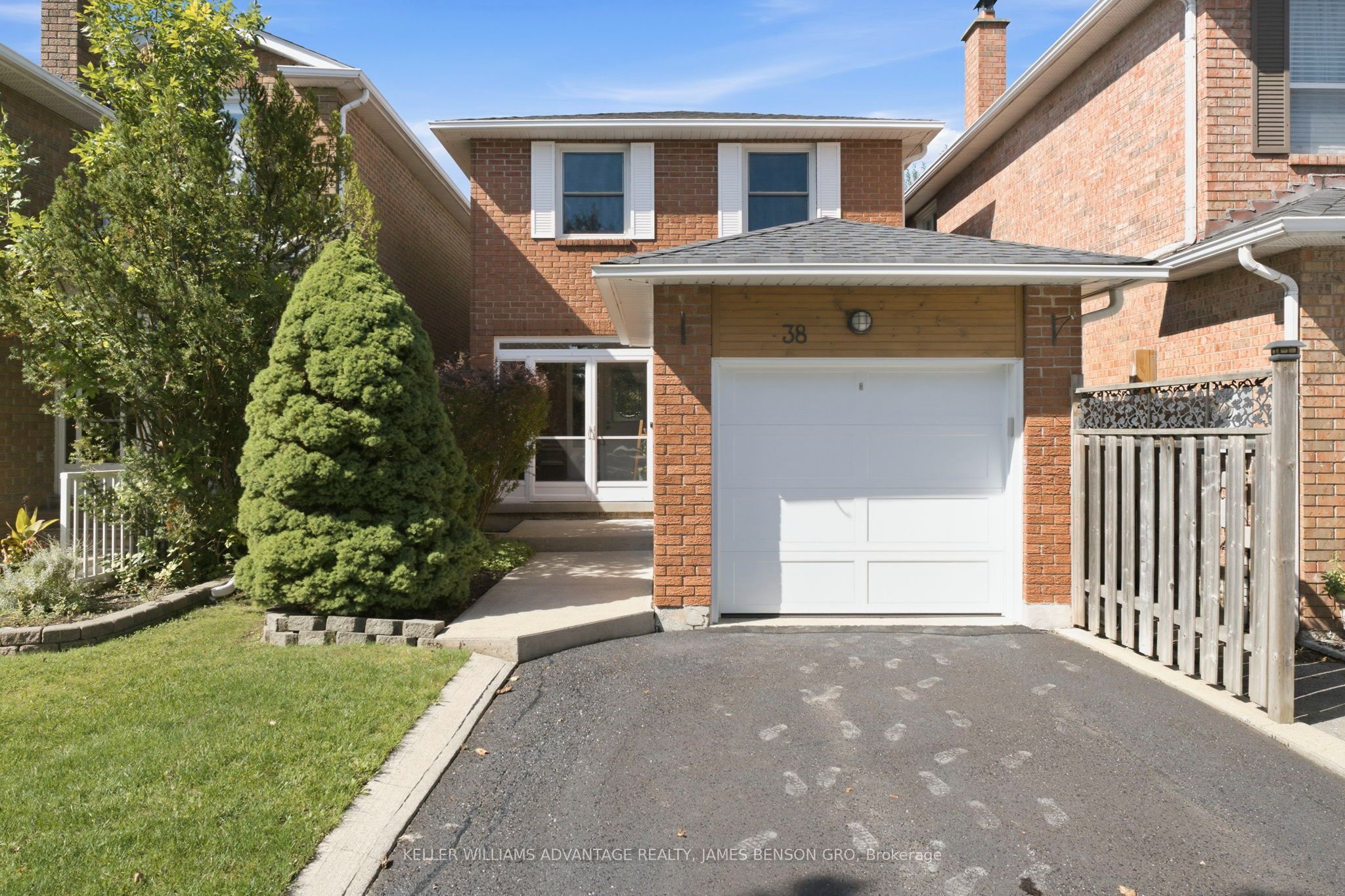 38 White Boulevard Property Photo 1