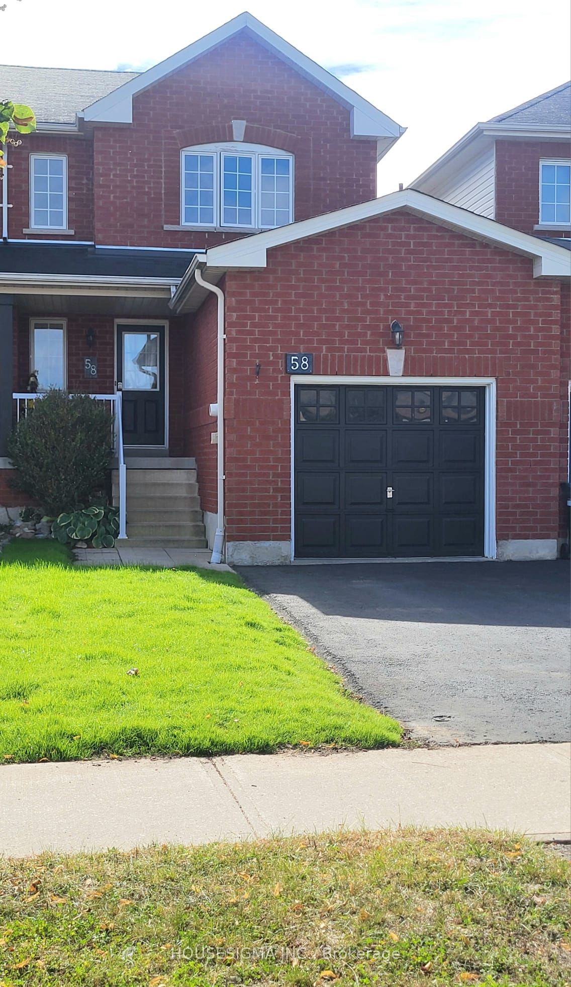 58 Lookout Street Property Photo 1
