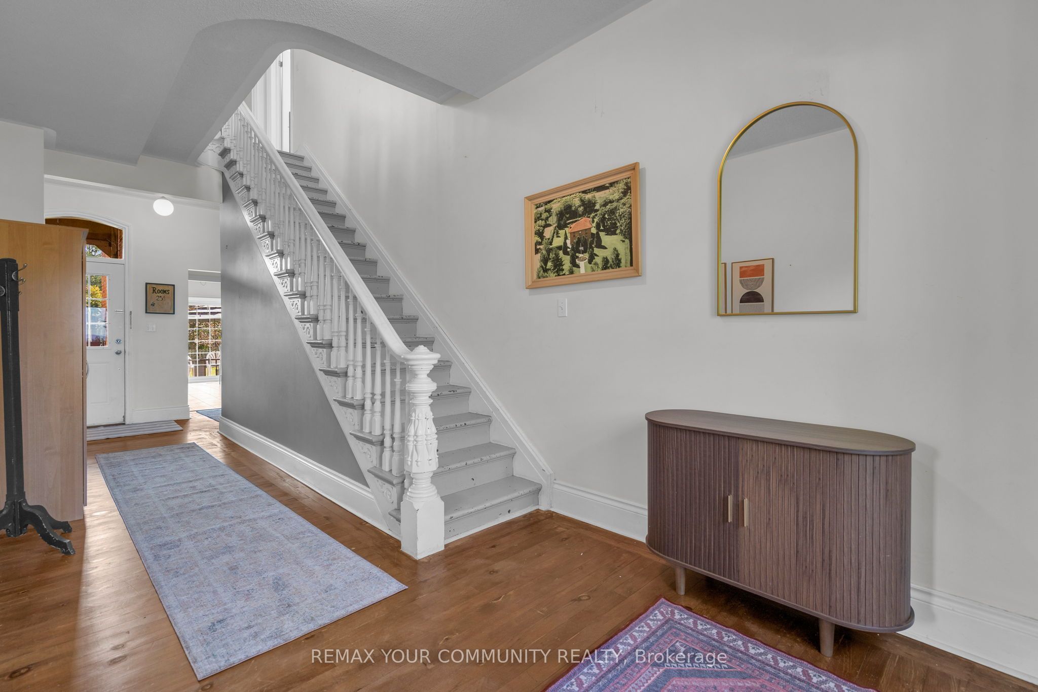 351 Hedge Road Property Photo 9