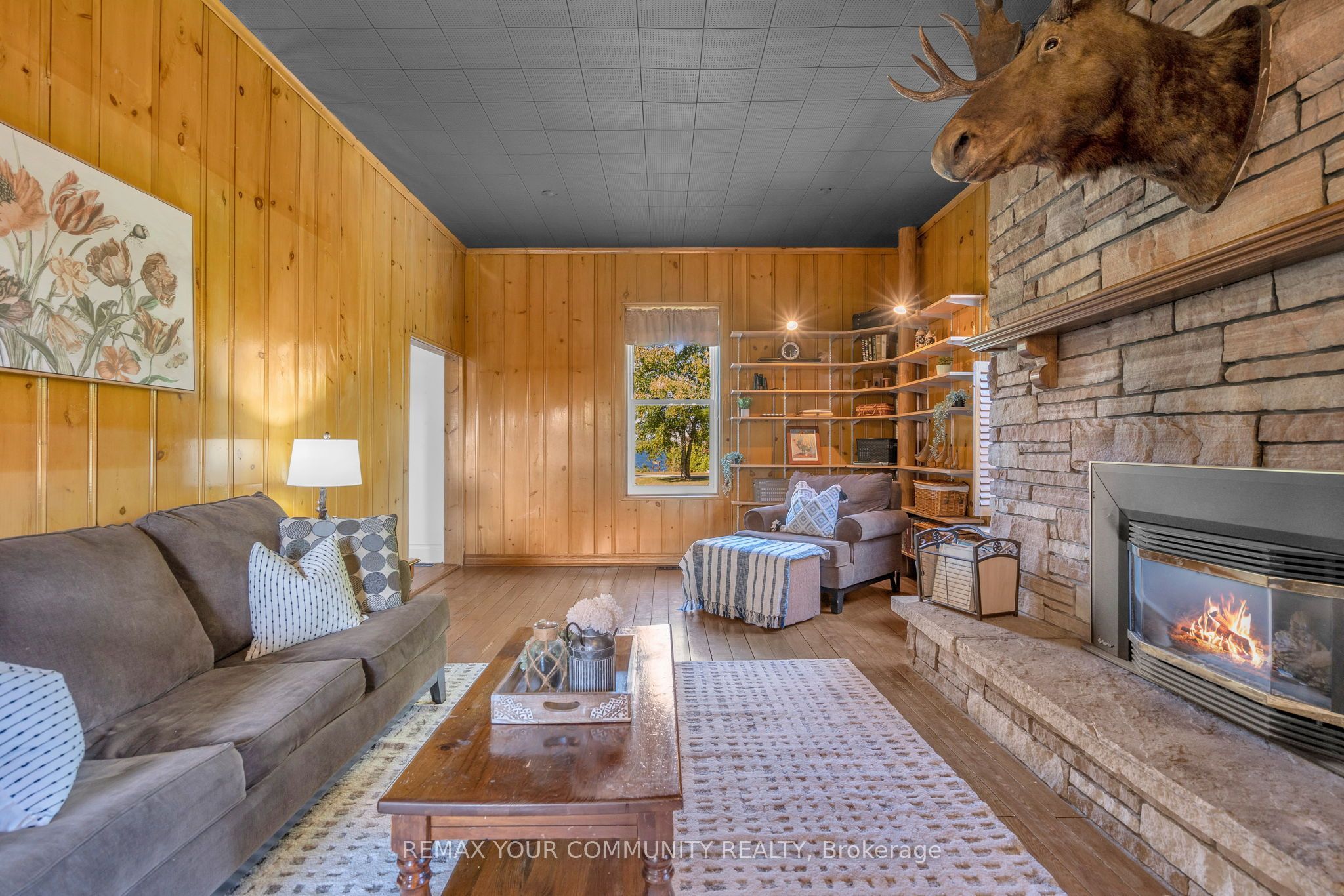 351 Hedge Road Property Photo 12