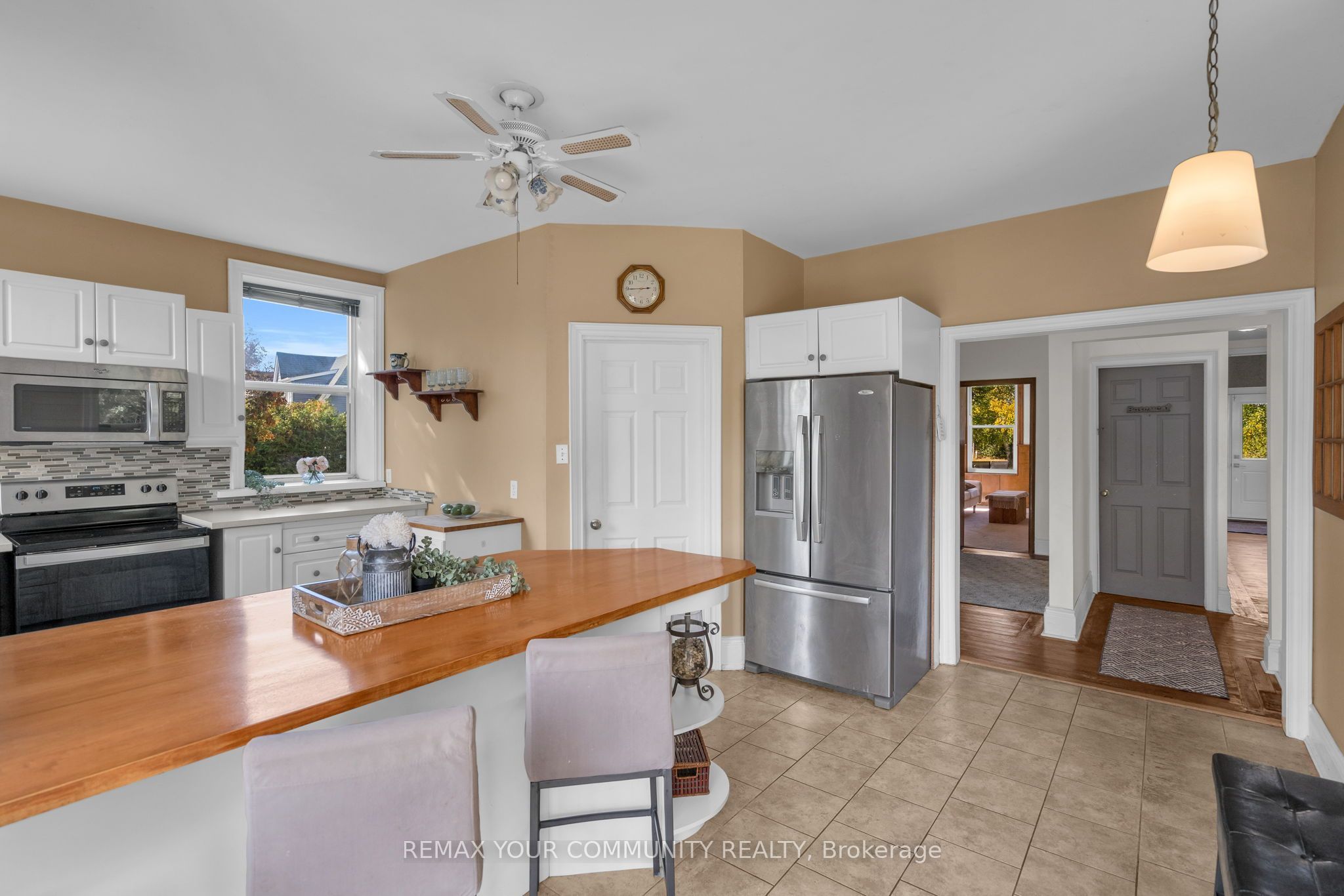 351 Hedge Road Property Photo 15