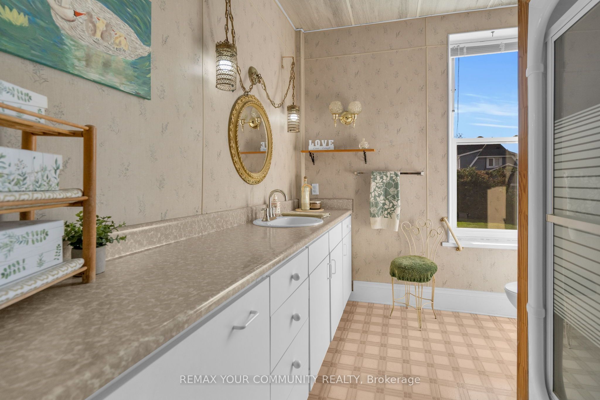 351 Hedge Road Property Photo 26