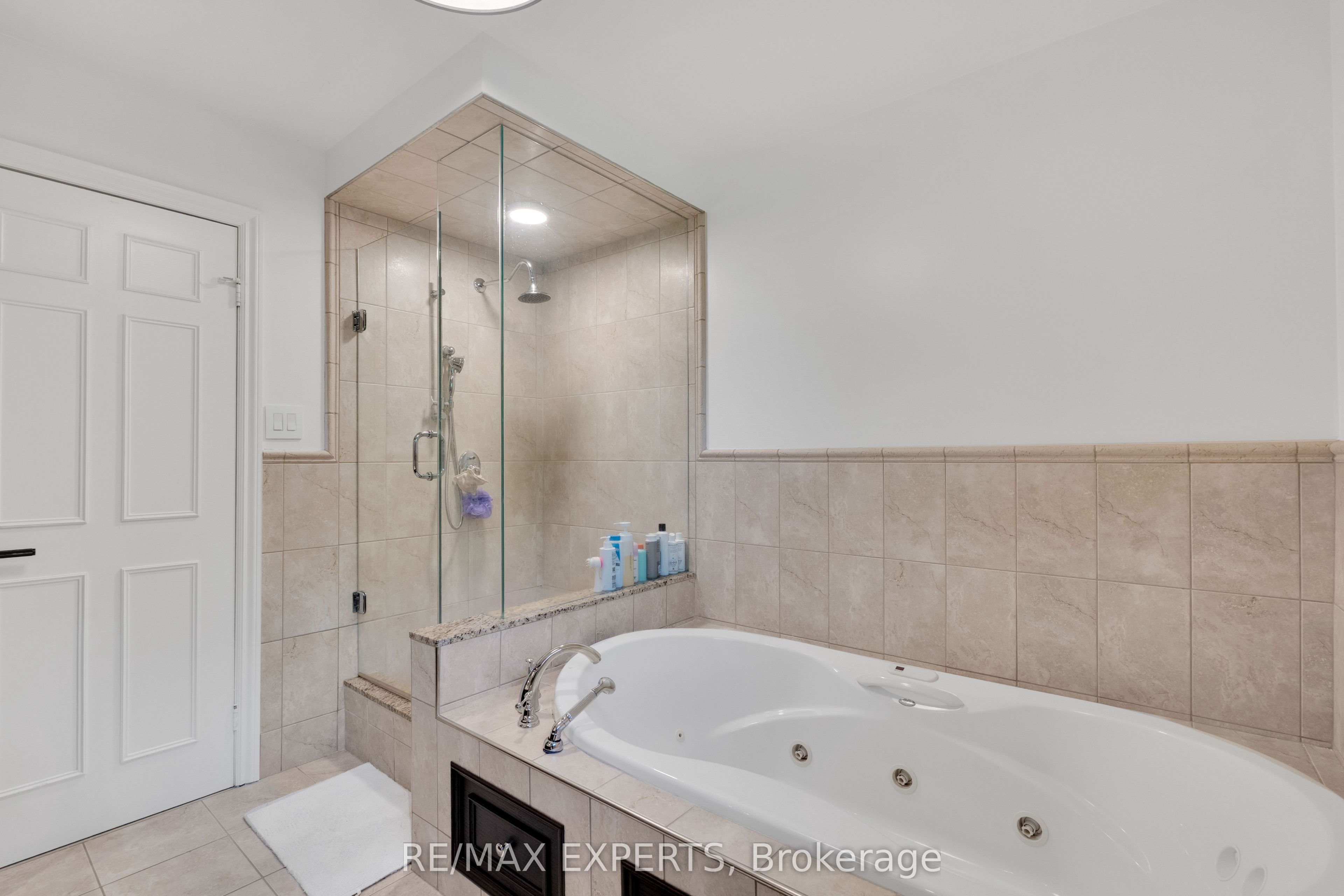160 Burton Grove Property Photo 19