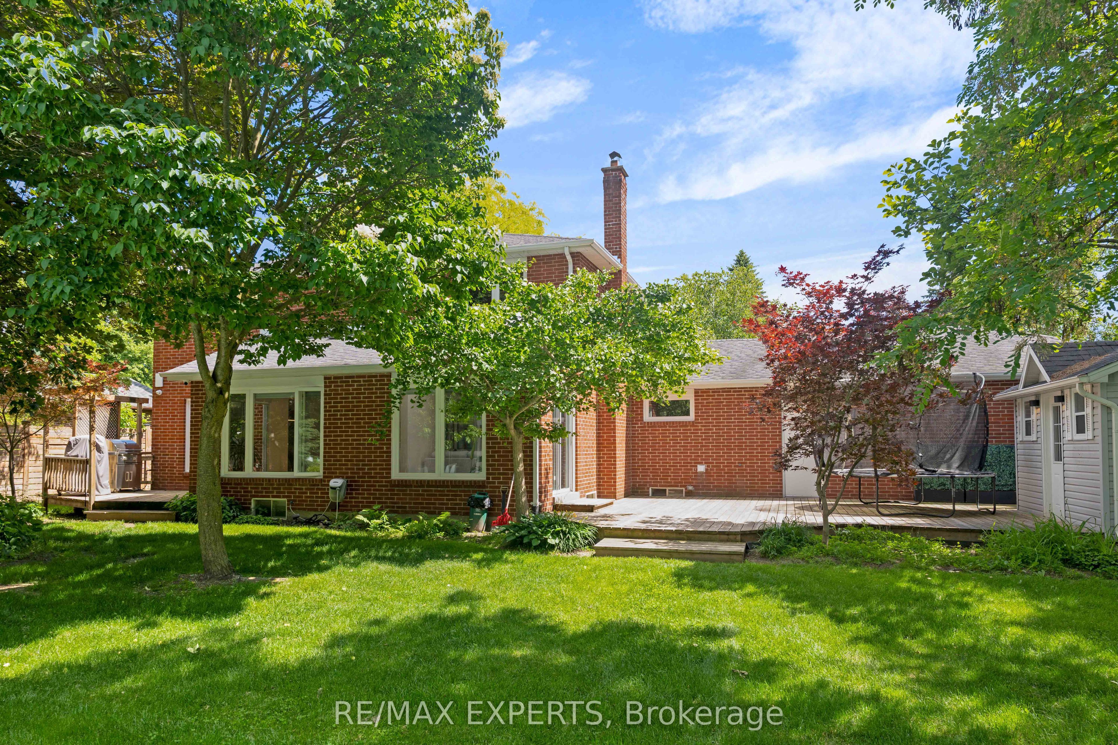 160 Burton Grove Property Photo 32