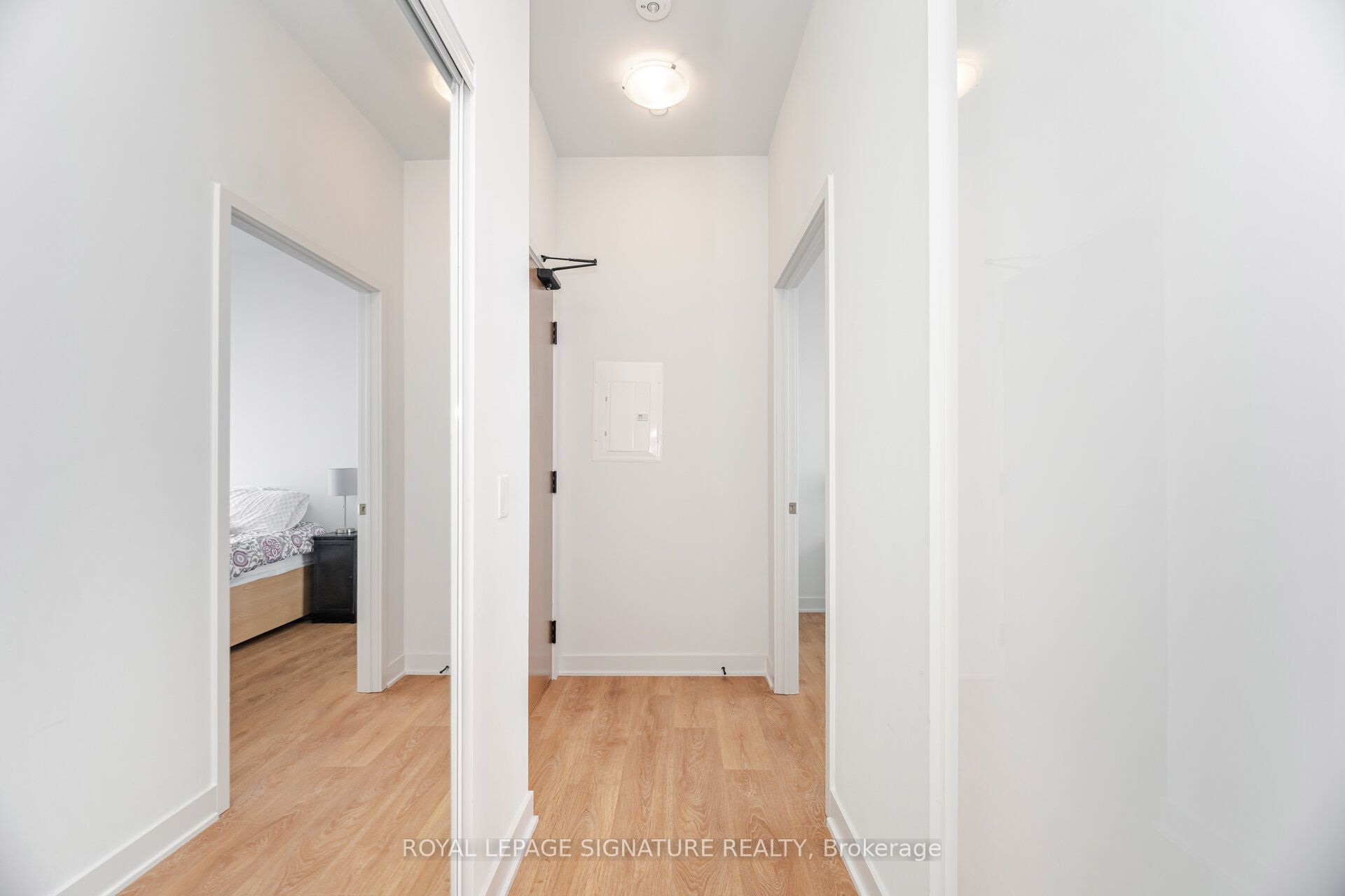 2920 Highway 7 Road 3304 Property Photo 6
