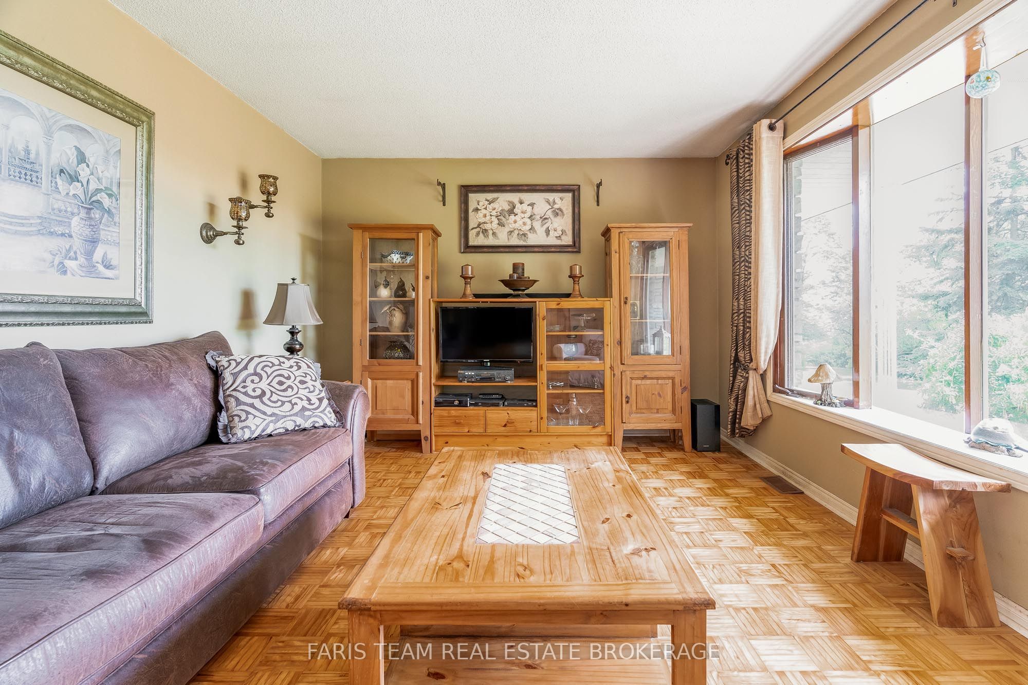 3114 Innisfil Beach Road Property Photo 14