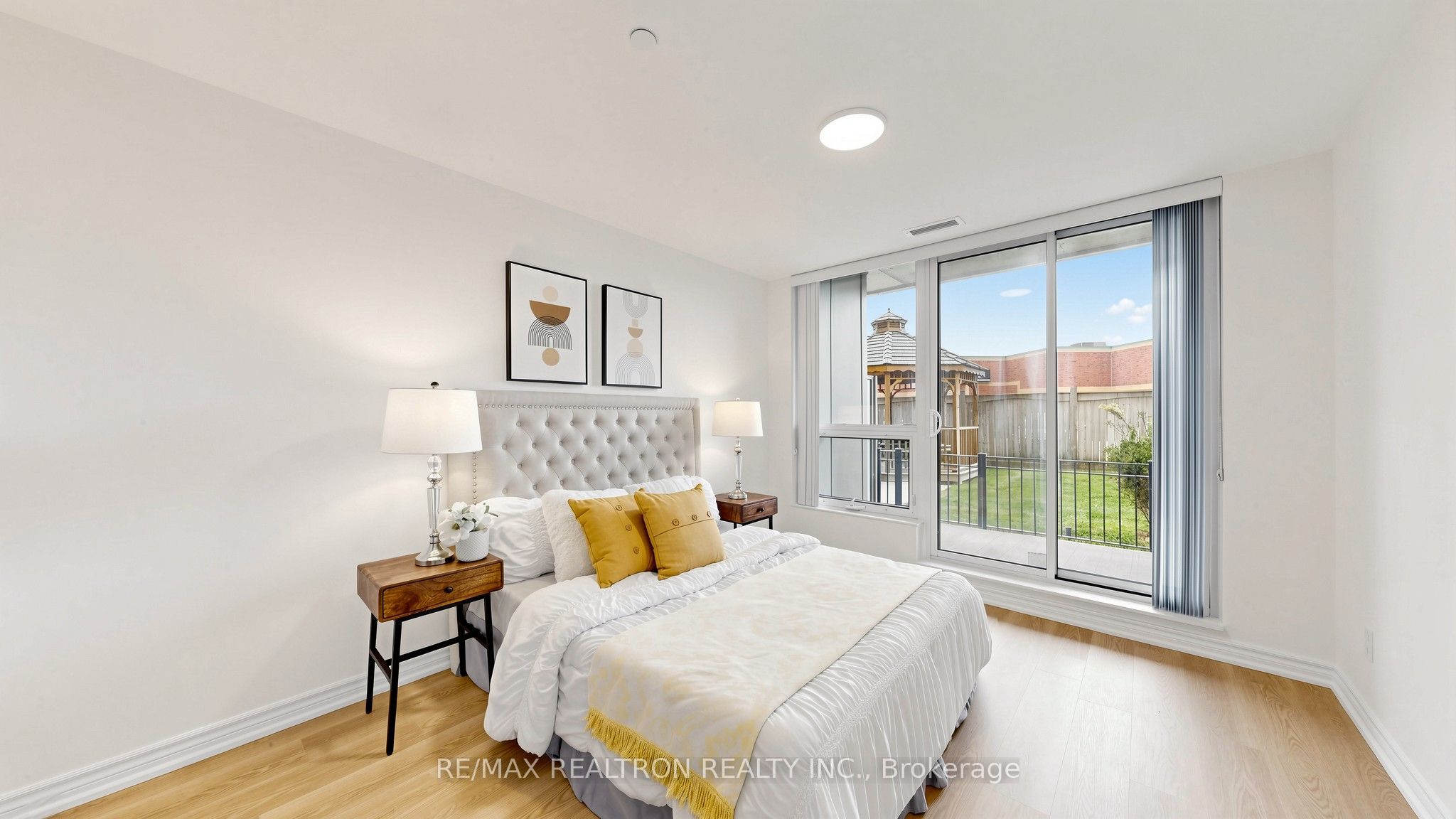 75 Norman Bethune Avenue 108 Property Photo 11