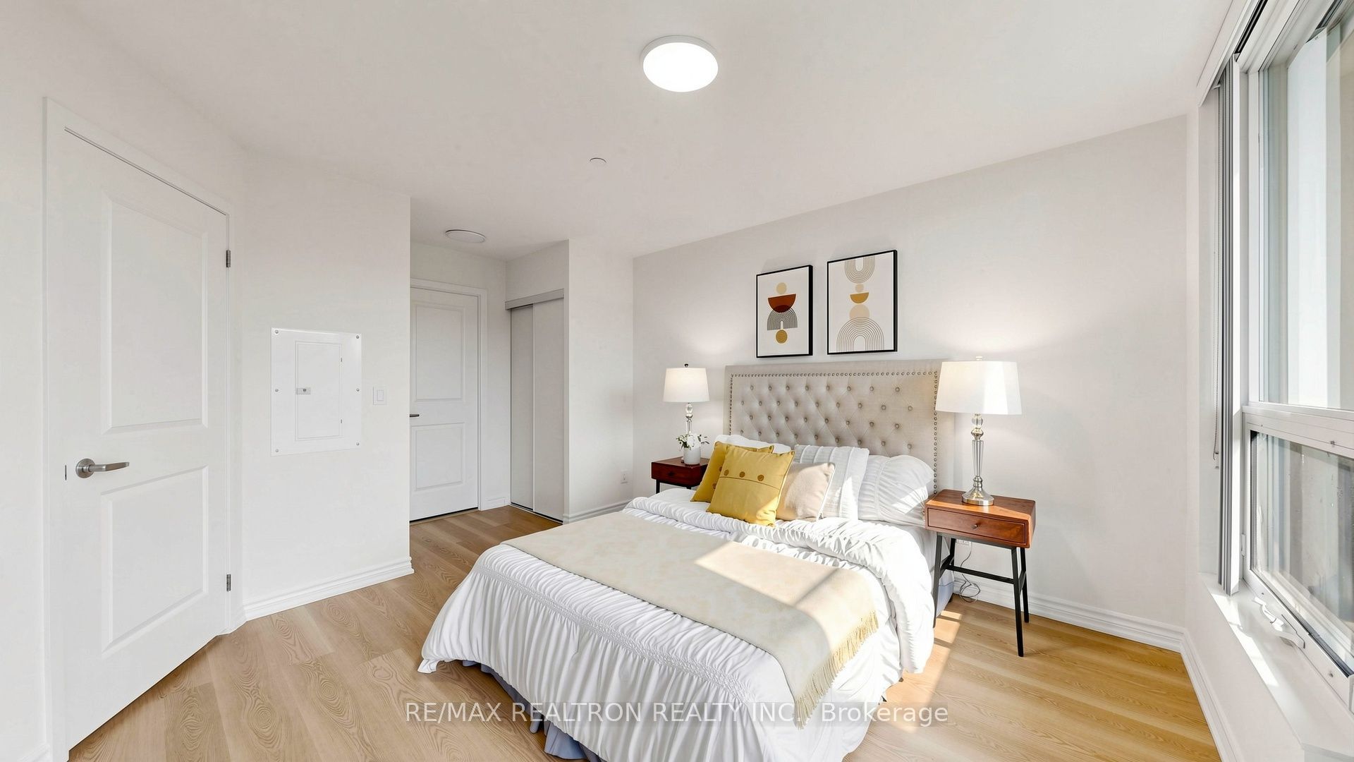 75 Norman Bethune Avenue 108 Property Photo 13