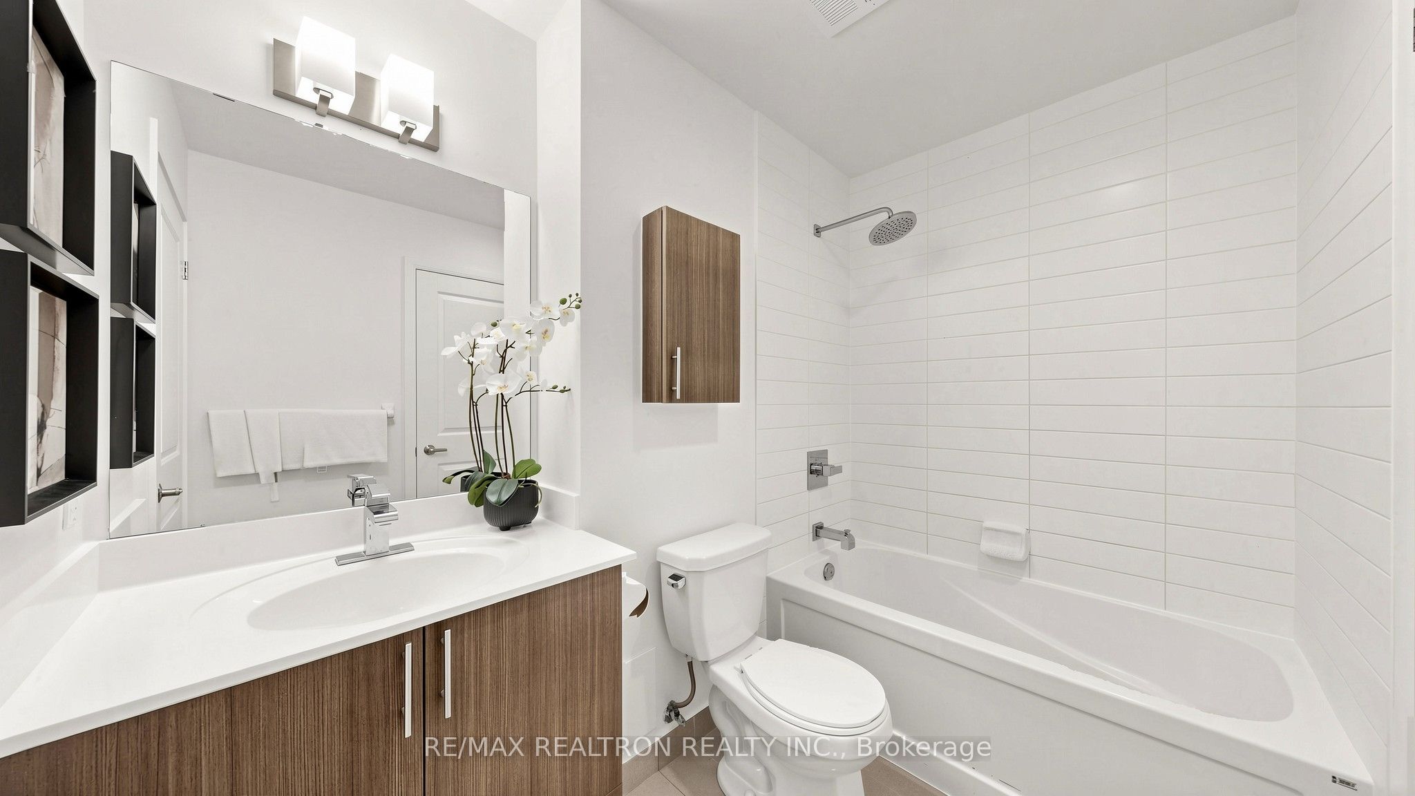 75 Norman Bethune Avenue 108 Property Photo 17