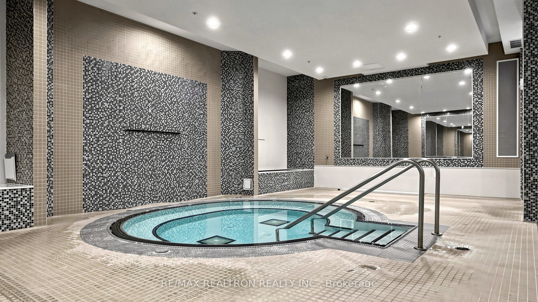 75 Norman Bethune Avenue 108 Property Photo 27